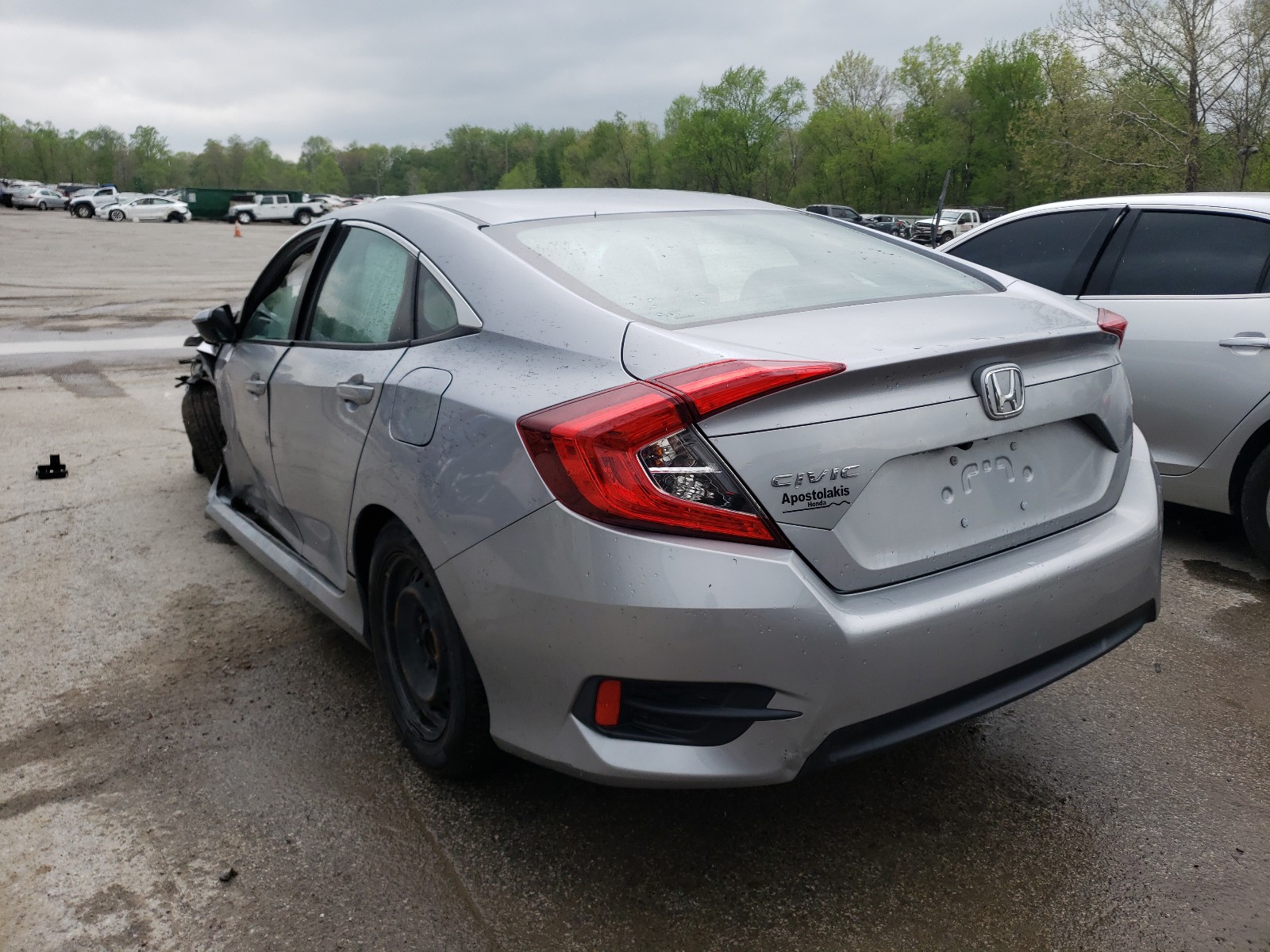 Photo 3 from auction – 2016 HONDA CIVIC LX with VIN 2HGFC2F55GH551614