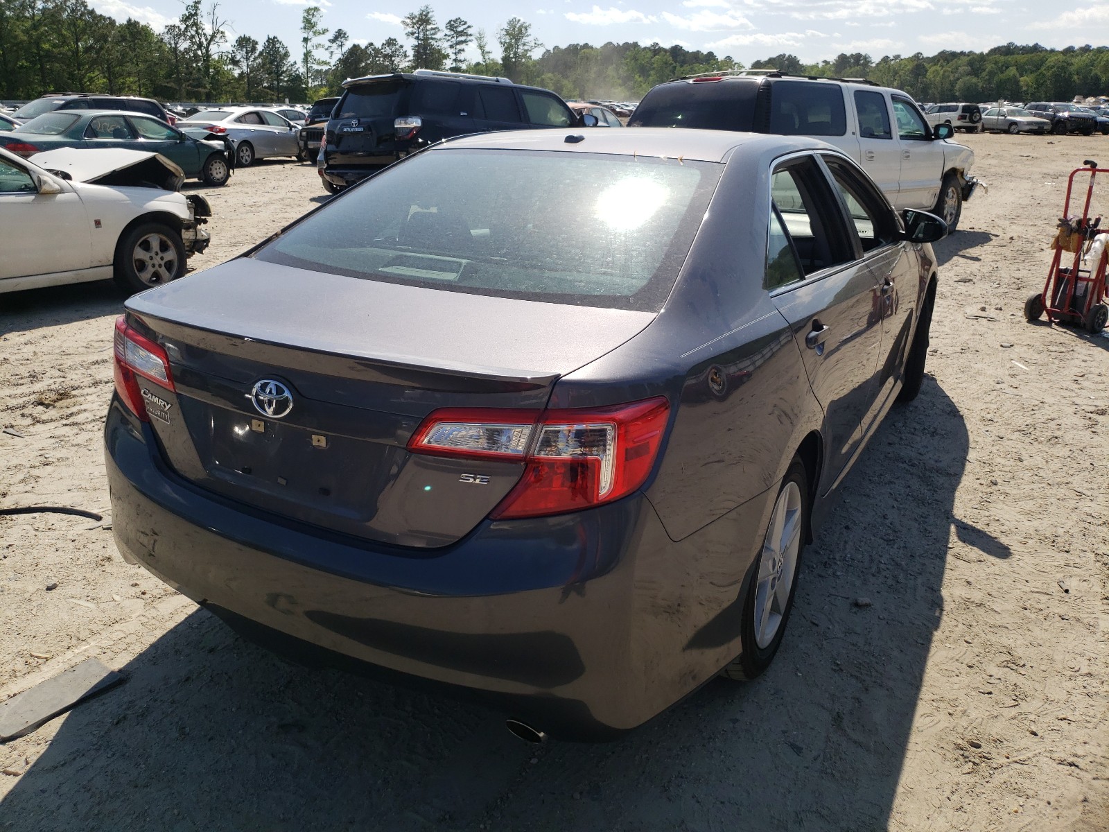 صورة رقم 4 من المزاد - 2014 TOYOTA CAMRY مع VIN 4T1BF1FK4EU322285