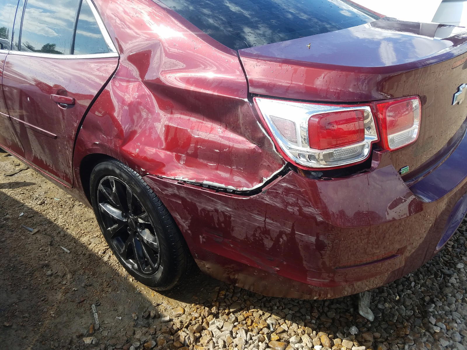 Photo 9 from auction – 2015 CHEVROLET MALIBU 2LT with VIN 1G11D5SL9FF213945