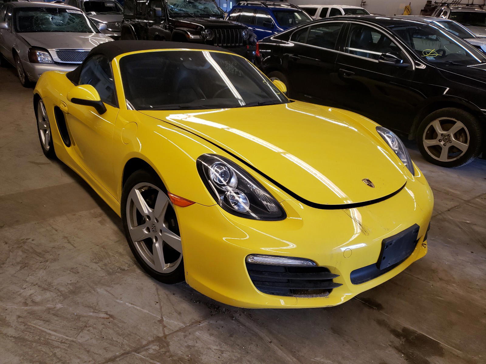 PORSCHE BOXSTER 2015 with VIN WP0CA2A88FS121110 - Photo from auction