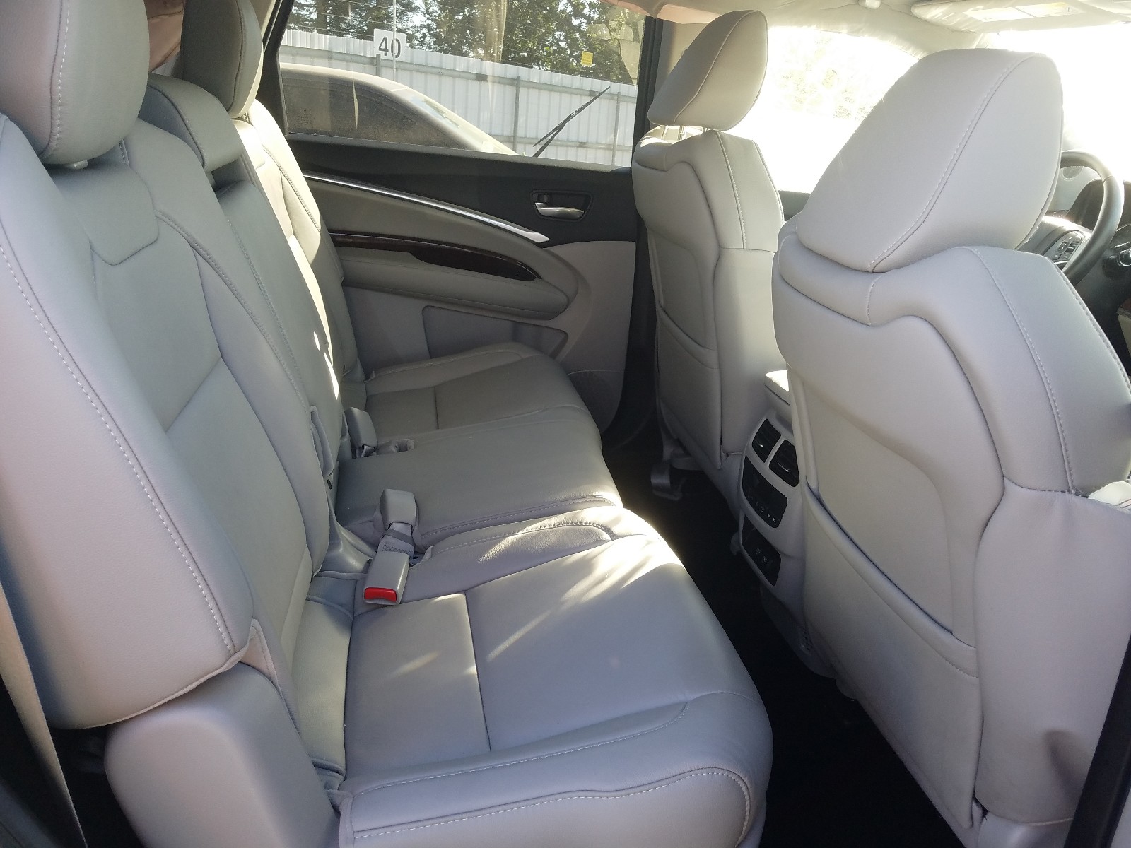 Photo 6 from auction – 2020 ACURA MDX with VIN 5J8YD3H30LL001547