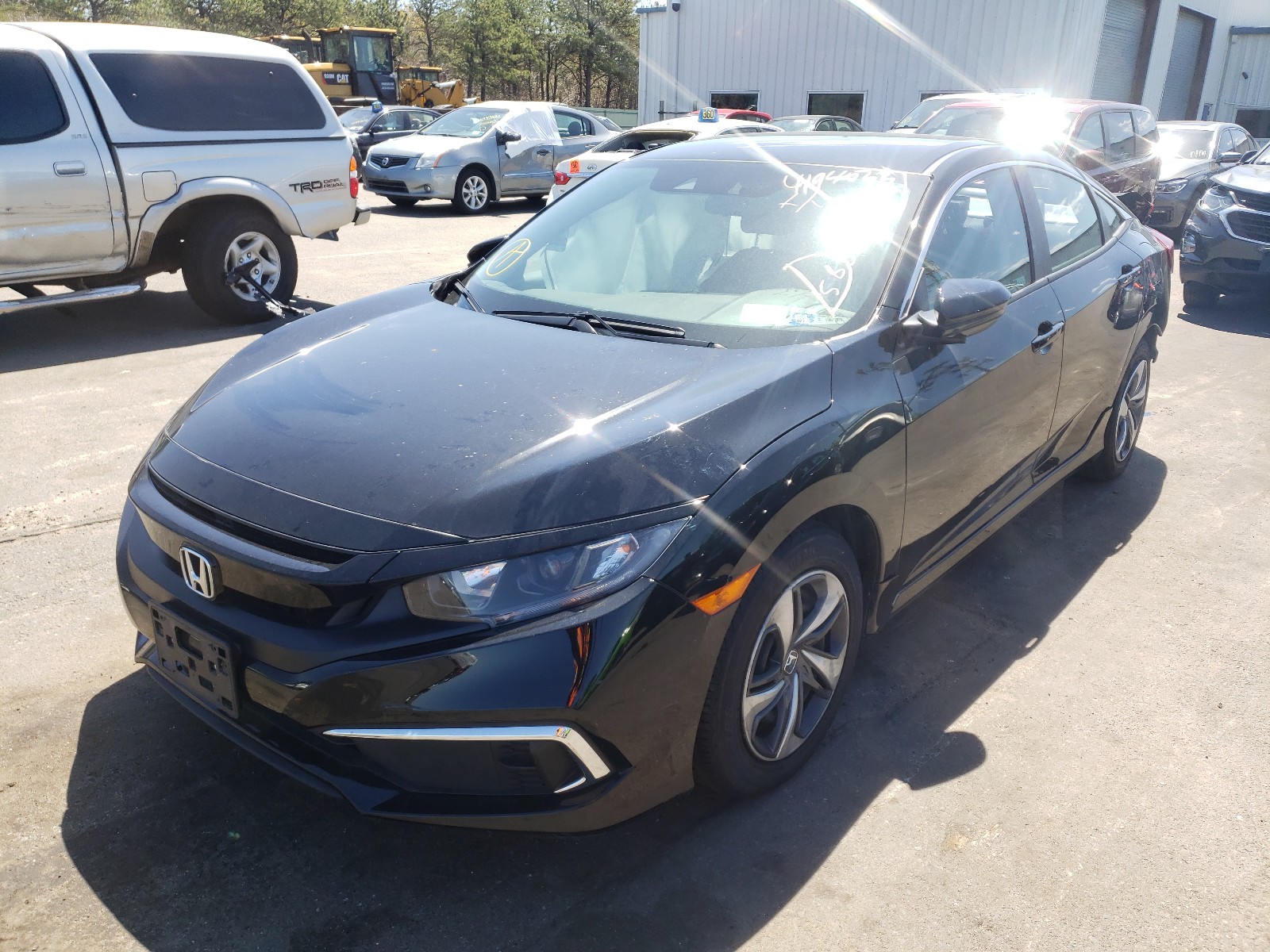 Photo 2 from auction – 2019 HONDA CIVIC LX with VIN 2HGFC2F6XKH588806