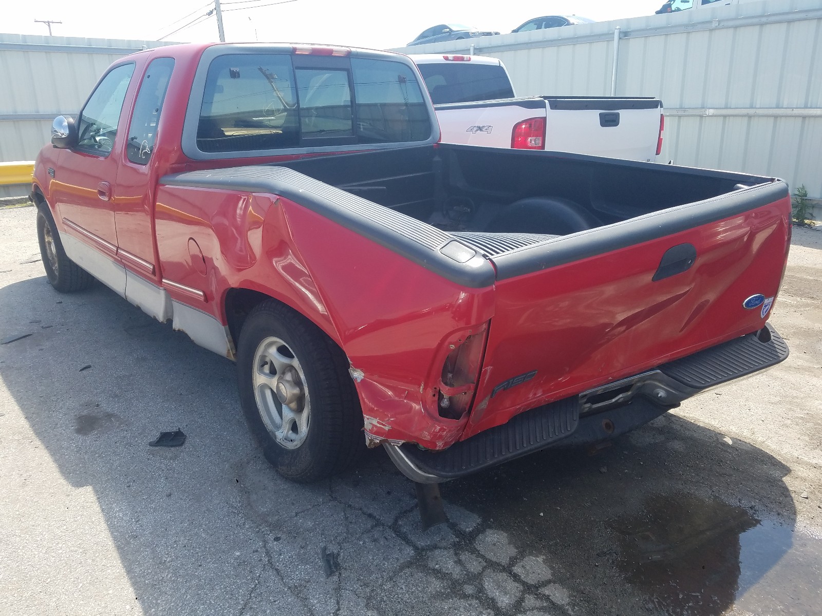 Photo 3 from auction – 1997 FORD F150 with VIN 1FTDX1764VKA61764