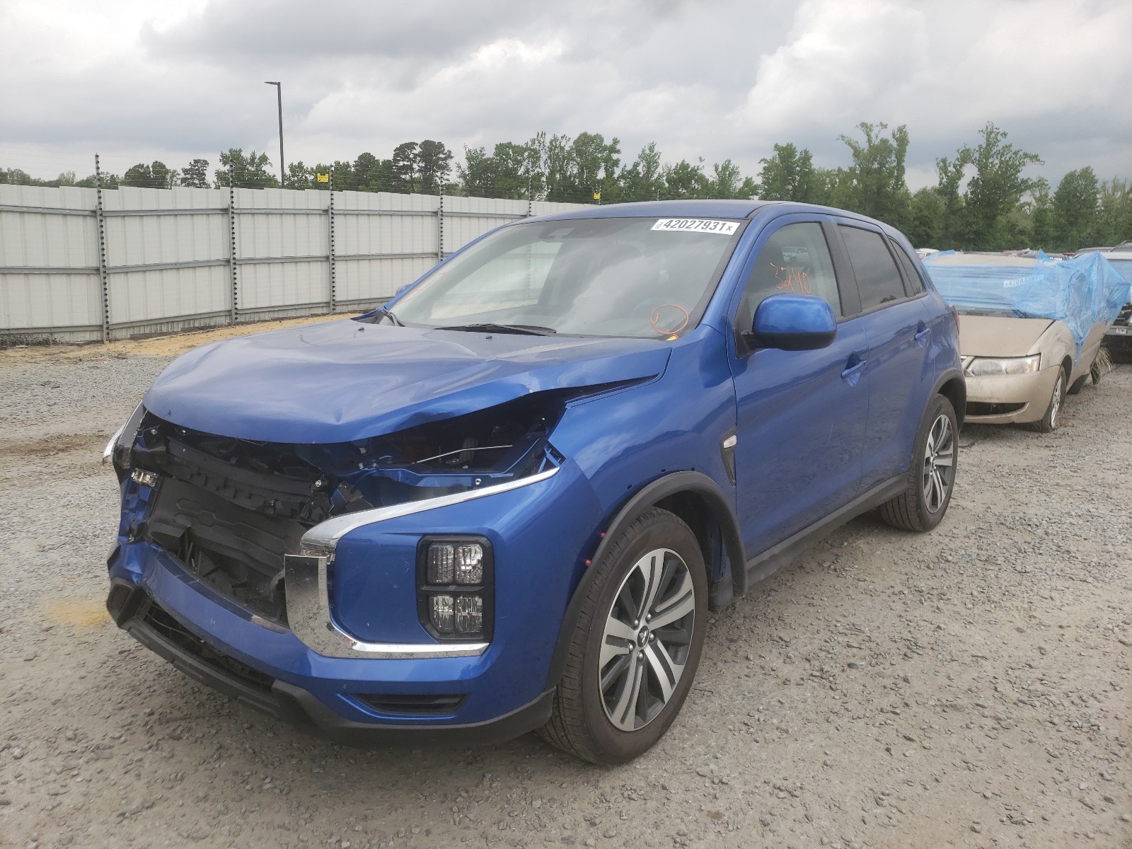 Photo 2 from auction – 2021 MITSUBISHI OUTLANDER with VIN JA4APUAU8MU005173