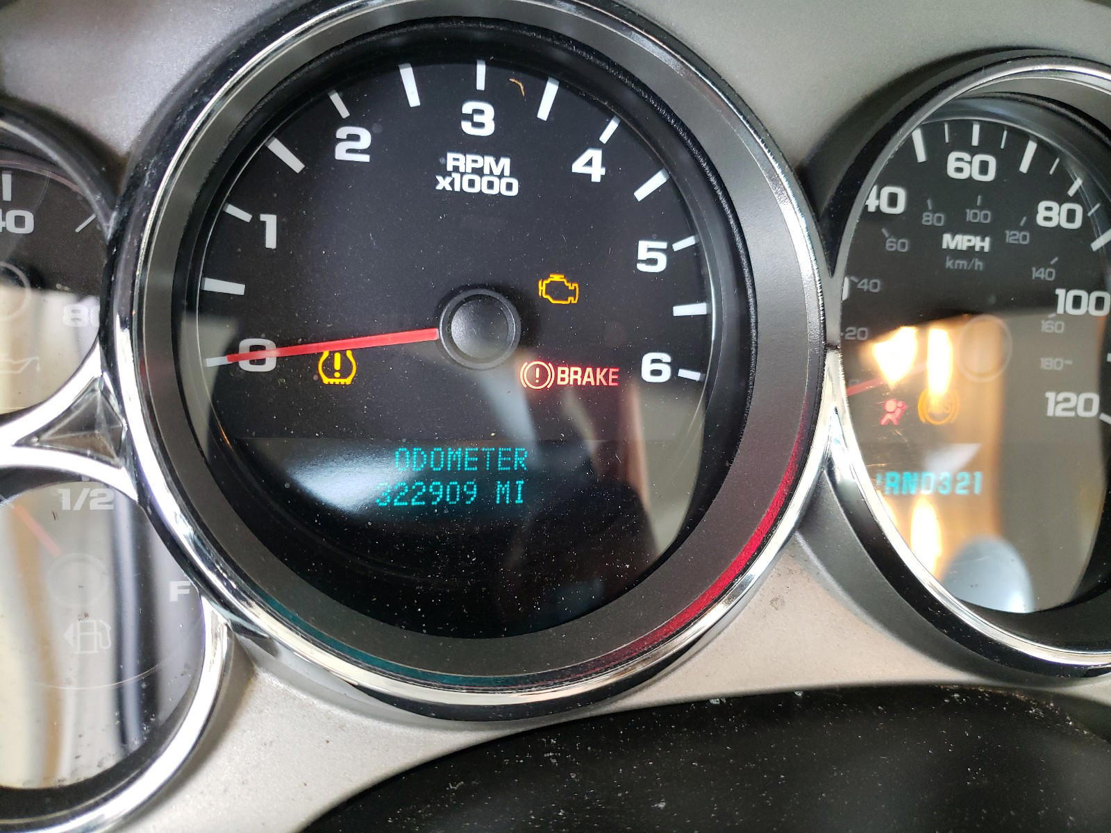 Photo 8 from auction – 2007 CHEVROLET SILVERADO with VIN 2GCEK19C071653199