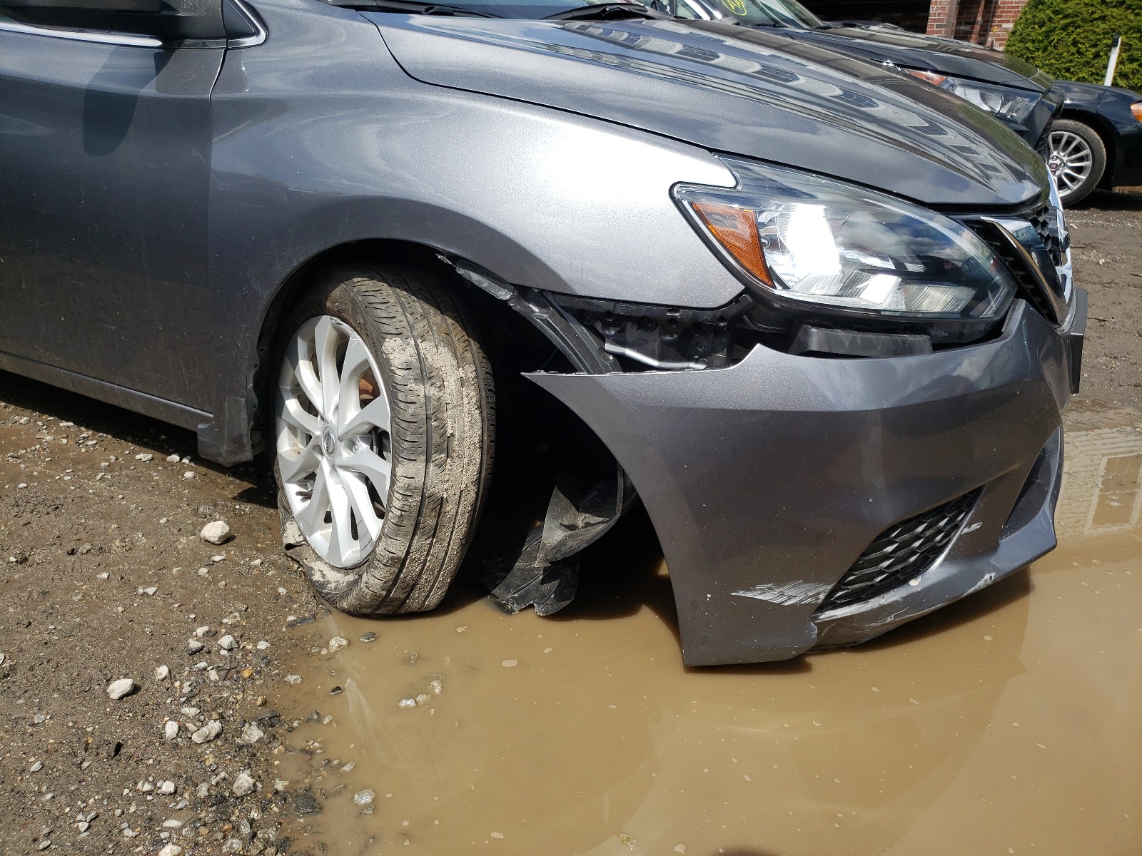 Photo 9 from auction – 2018 NISSAN SENTRA S with VIN 3N1AB7AP2JY211360