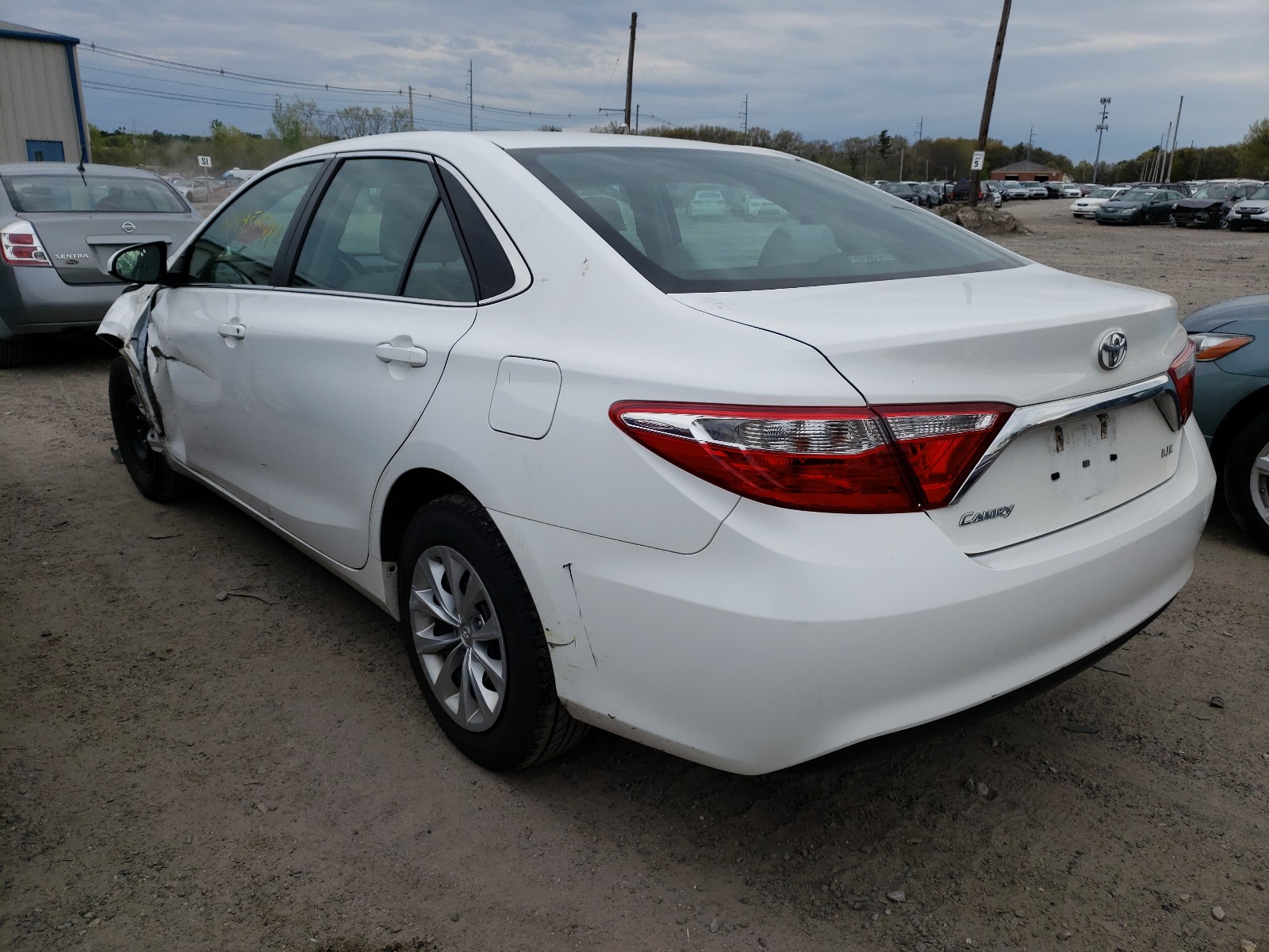 Photo 3 from auction – 2017 TOYOTA CAMRY LE with VIN 4T1BF1FK3HU718938