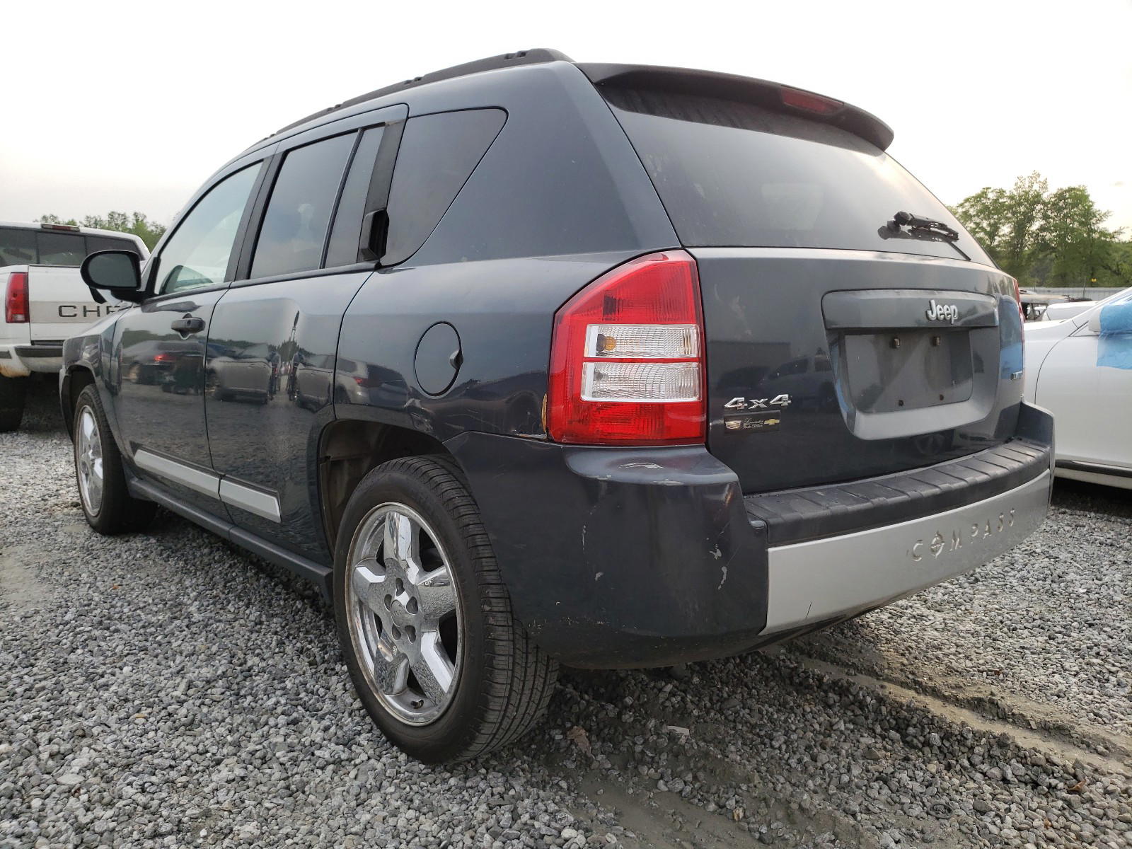 Photo 3 from auction – 2007 JEEP COMPASS LI with VIN 1J8FF57W67D144003