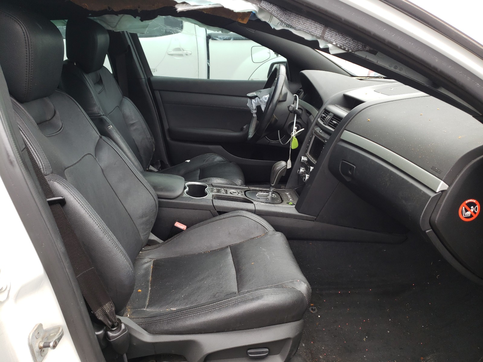 Photo 5 from auction – 2009 PONTIAC G8 with VIN 6G2ER57769L162505
