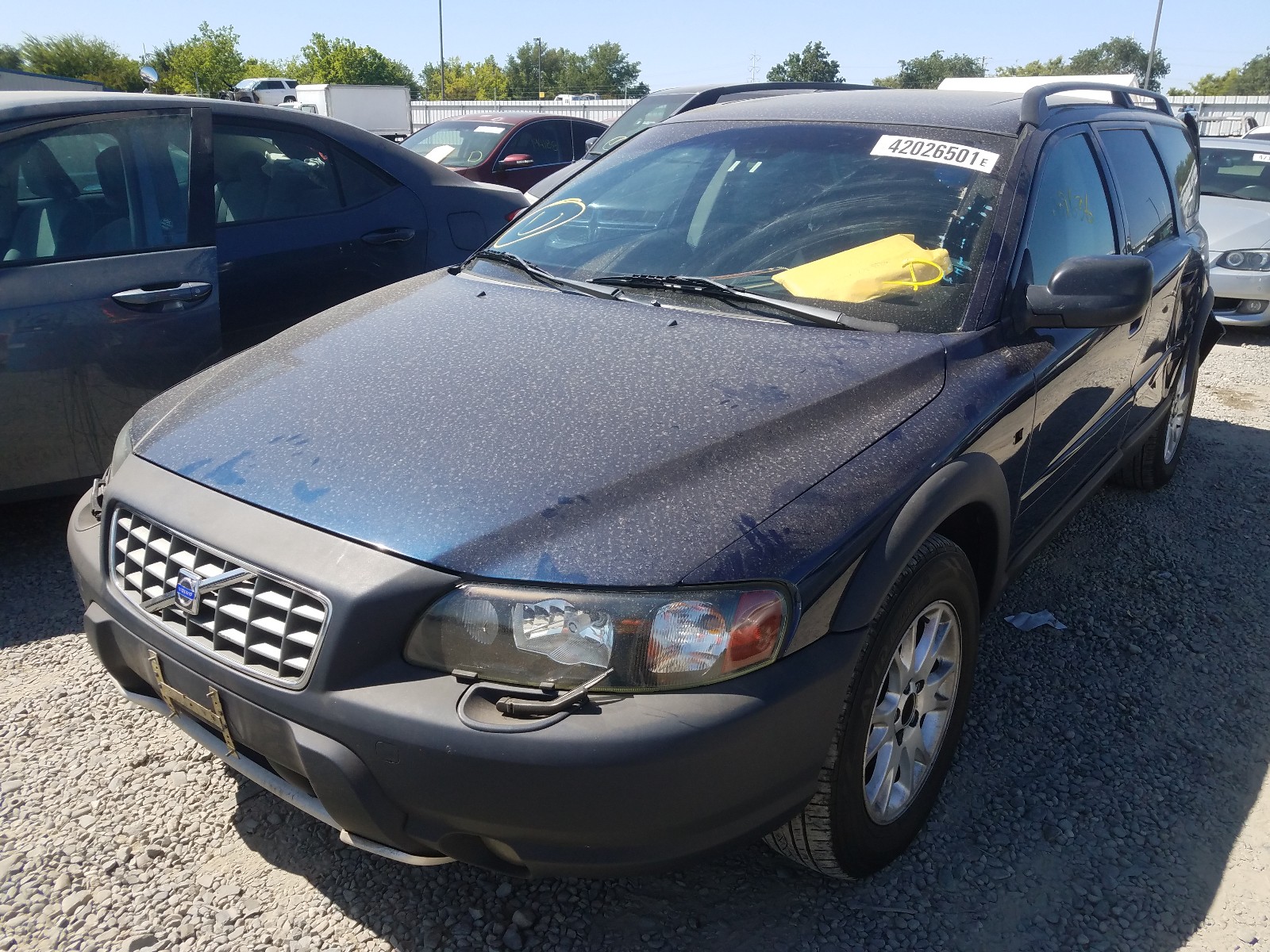 Photo 2 from auction – 2004 VOLVO XC70 with VIN YV1SZ59H341137495