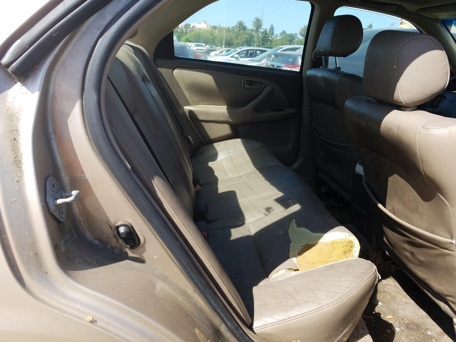 Photo 6 from auction – 2001 TOYOTA CAMRY CE with VIN JT2BF22K310318142