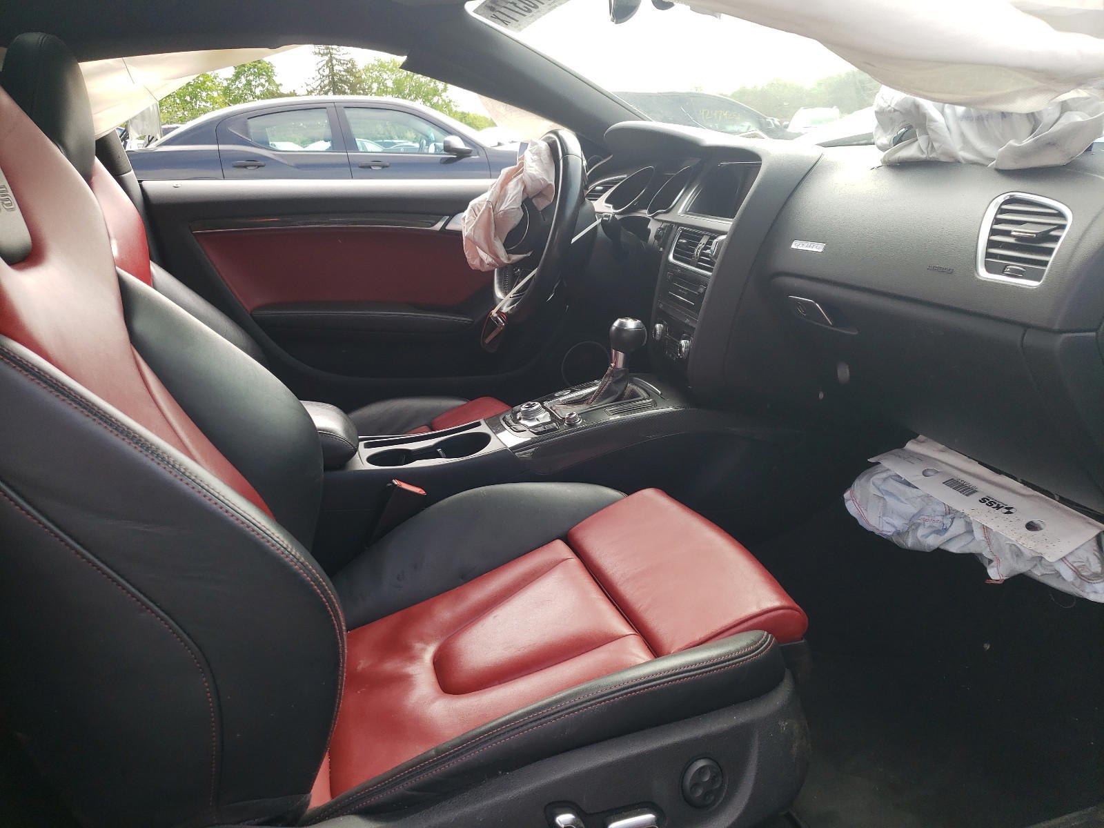 Photo 5 from auction – 2013 AUDI S5 PREMIUM with VIN WAUCGAFR9DA073918