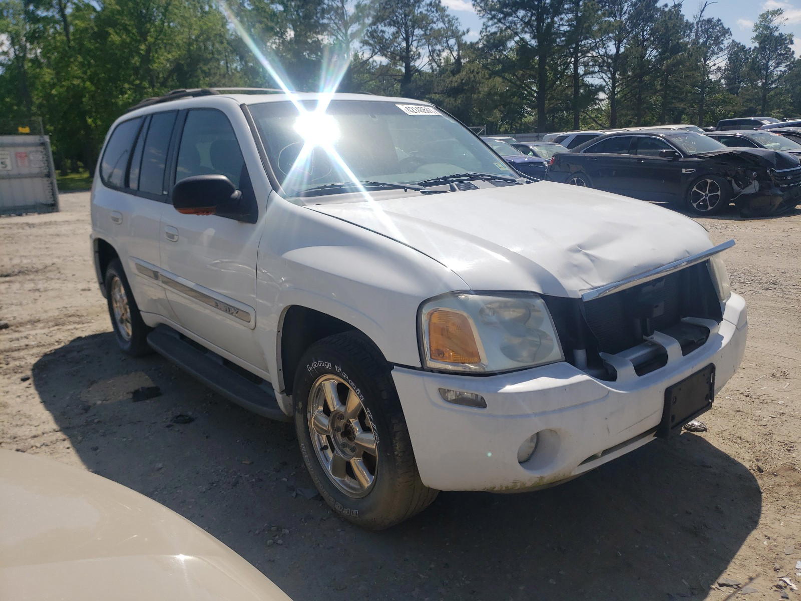 GMC ENVOY 2002 with VIN 1GKDT13S822460725 - Photo from auction