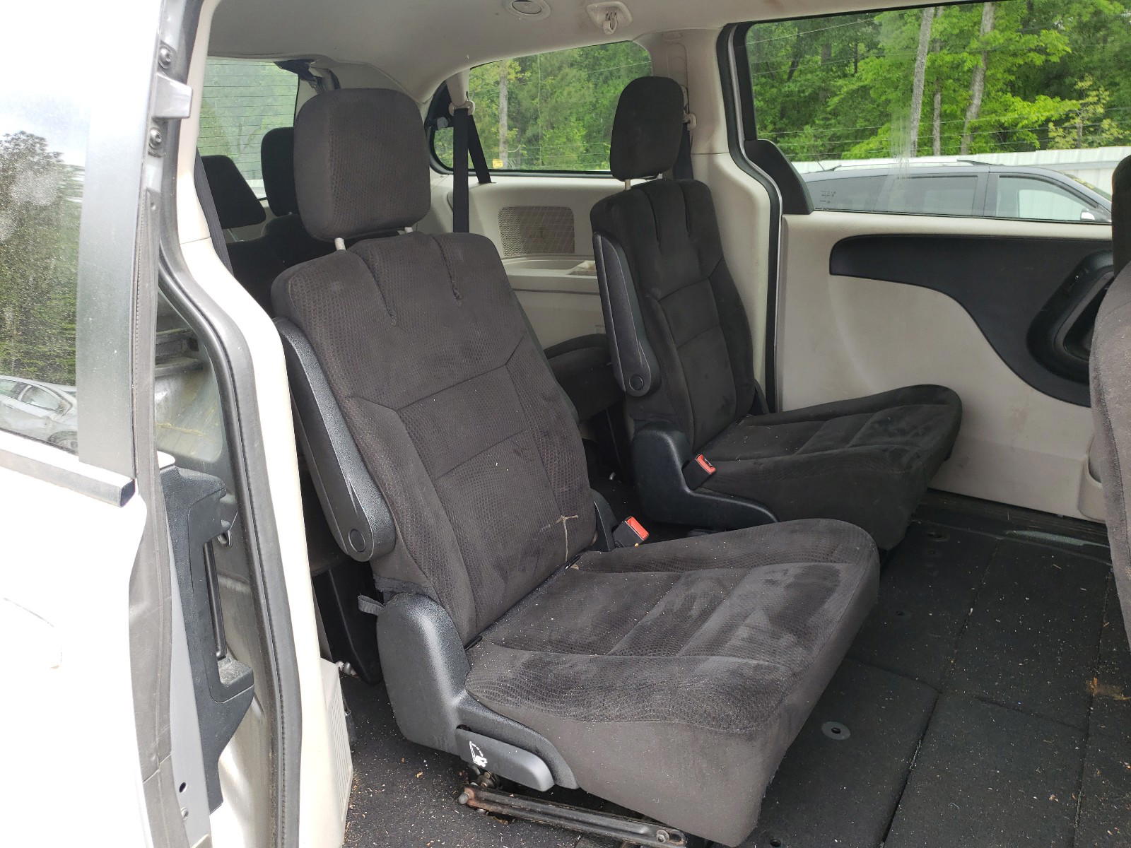 Photo 6 from auction – 2016 DODGE GRAND CARA with VIN 2C4RDGCG5GR387996