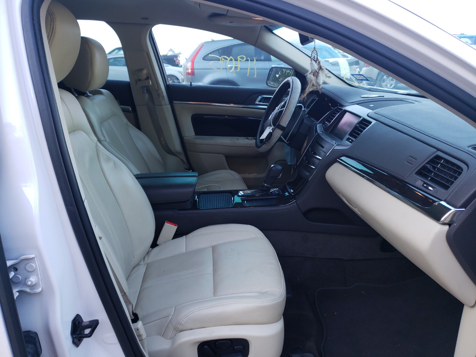 Photo 5 from auction – 2013 LINCOLN MKS with VIN 1LNHL9DK2DG609321