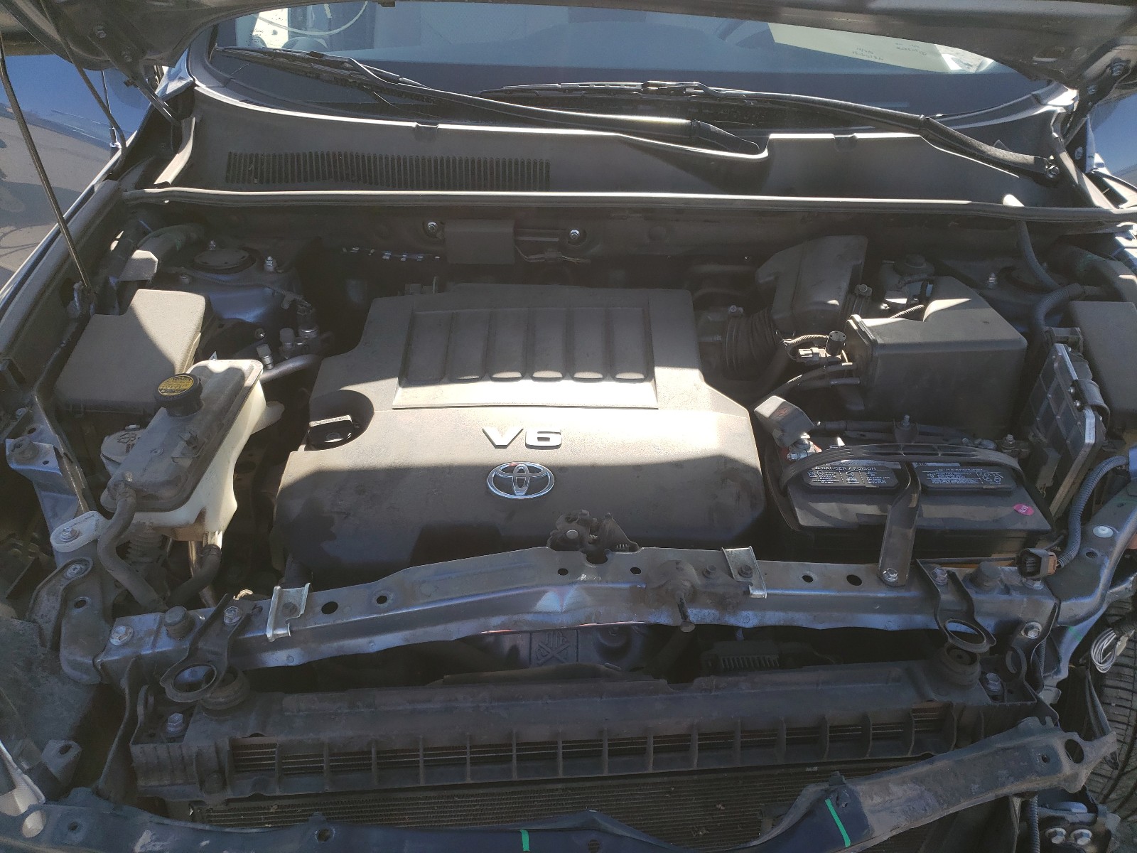 Photo 7 from auction – 2008 TOYOTA RAV4 with VIN JTMBK33V886042033