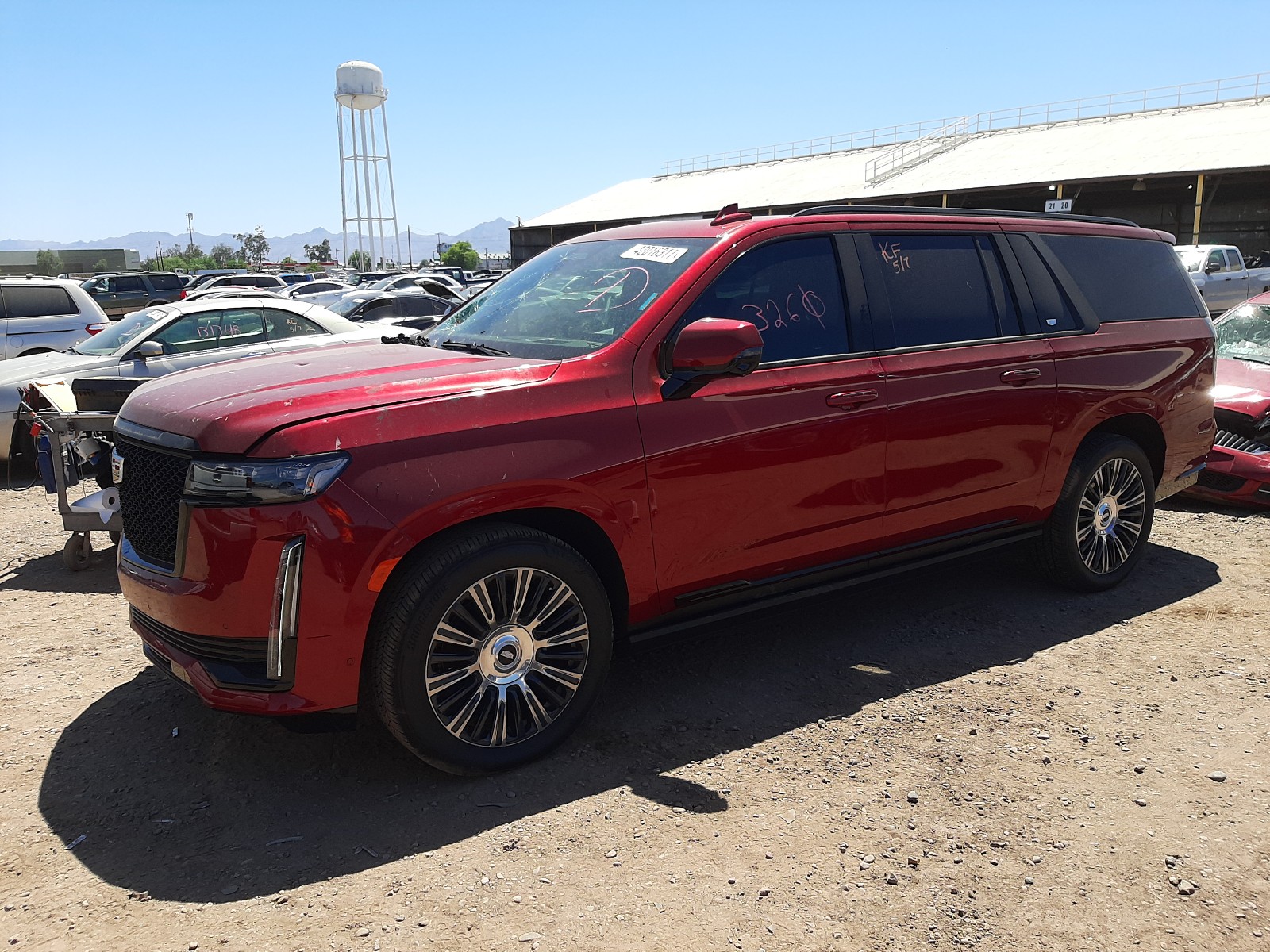 Zdjęcie 2 z aukcji – 2021 CADILLAC ESCALADE E z VIN 1GYS3RKL1MR166941