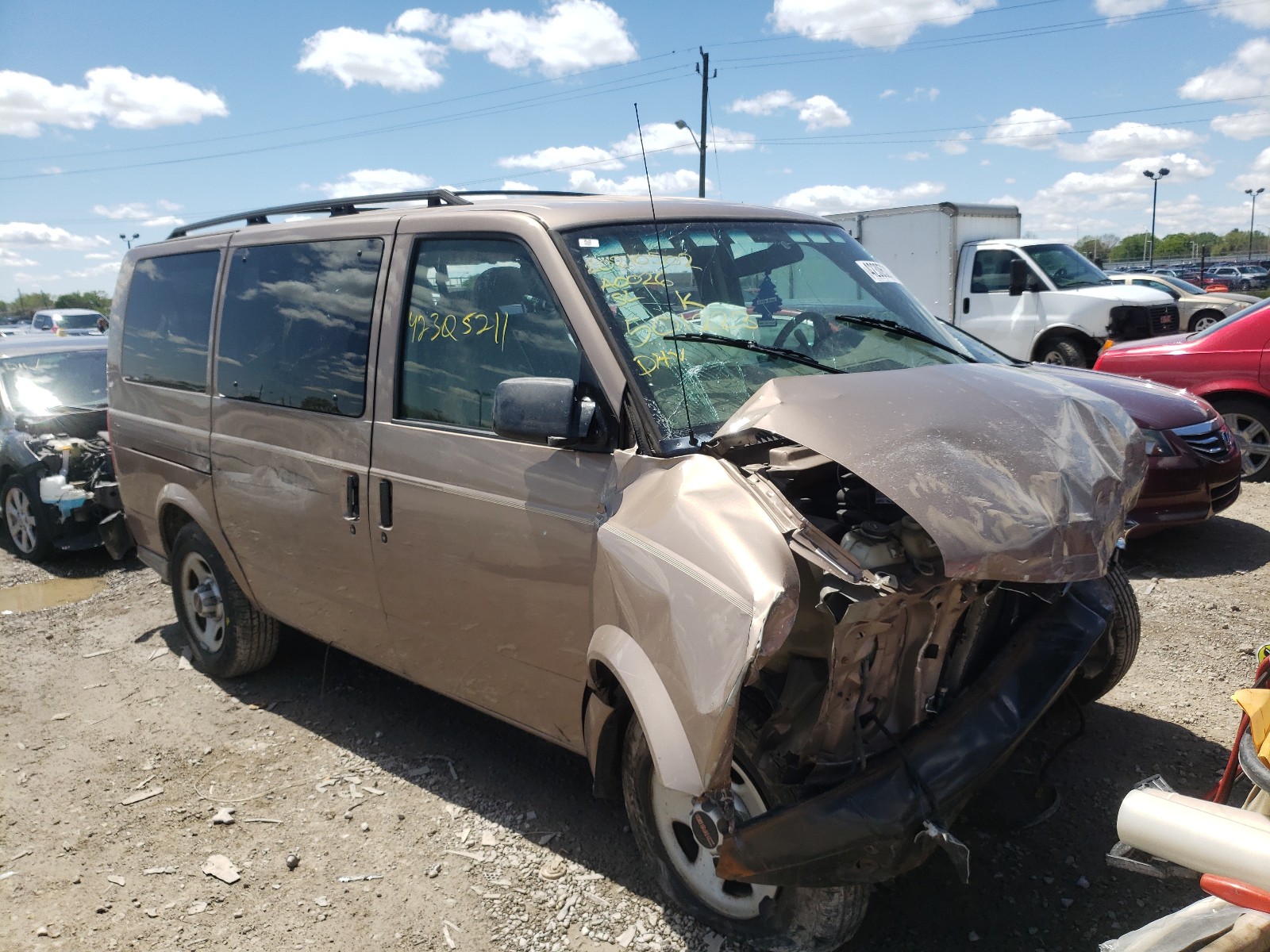 GMC SAFARI XT 2003 with VIN 1GKDM19X23B501223 - Photo from auction