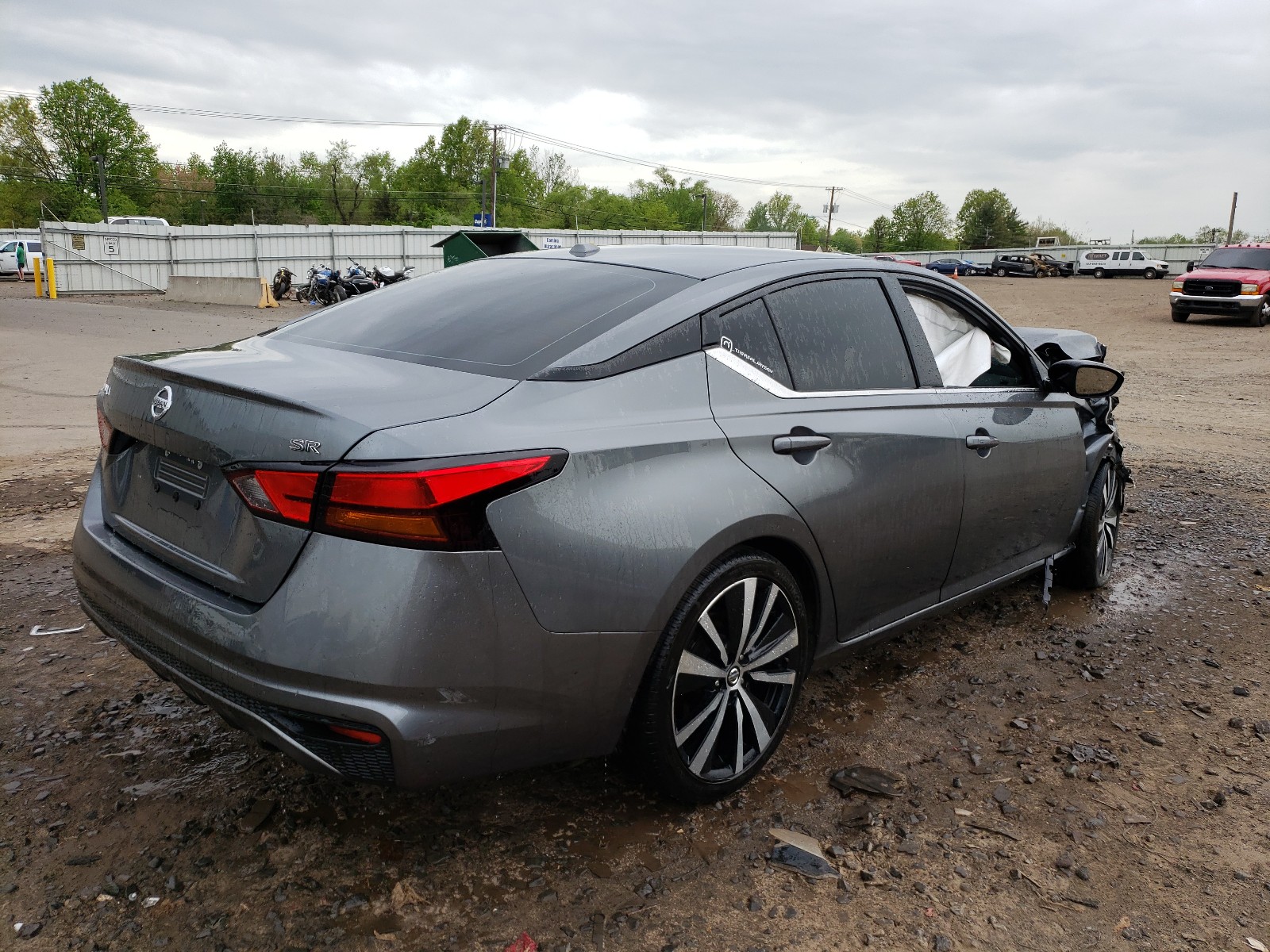 Photo 4 from auction – 2019 NISSAN ALTIMA SR with VIN 1N4BL4CV0KC202214
