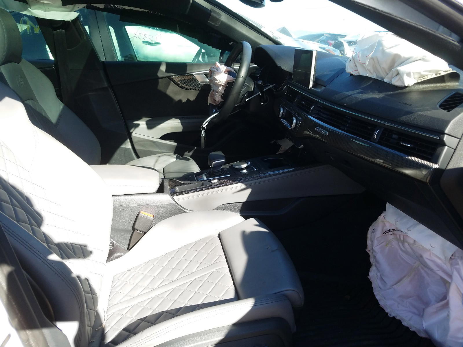 Photo 15 from auction – 2018 AUDI S5 PREMIUM with VIN WAUB4CF59JA040510