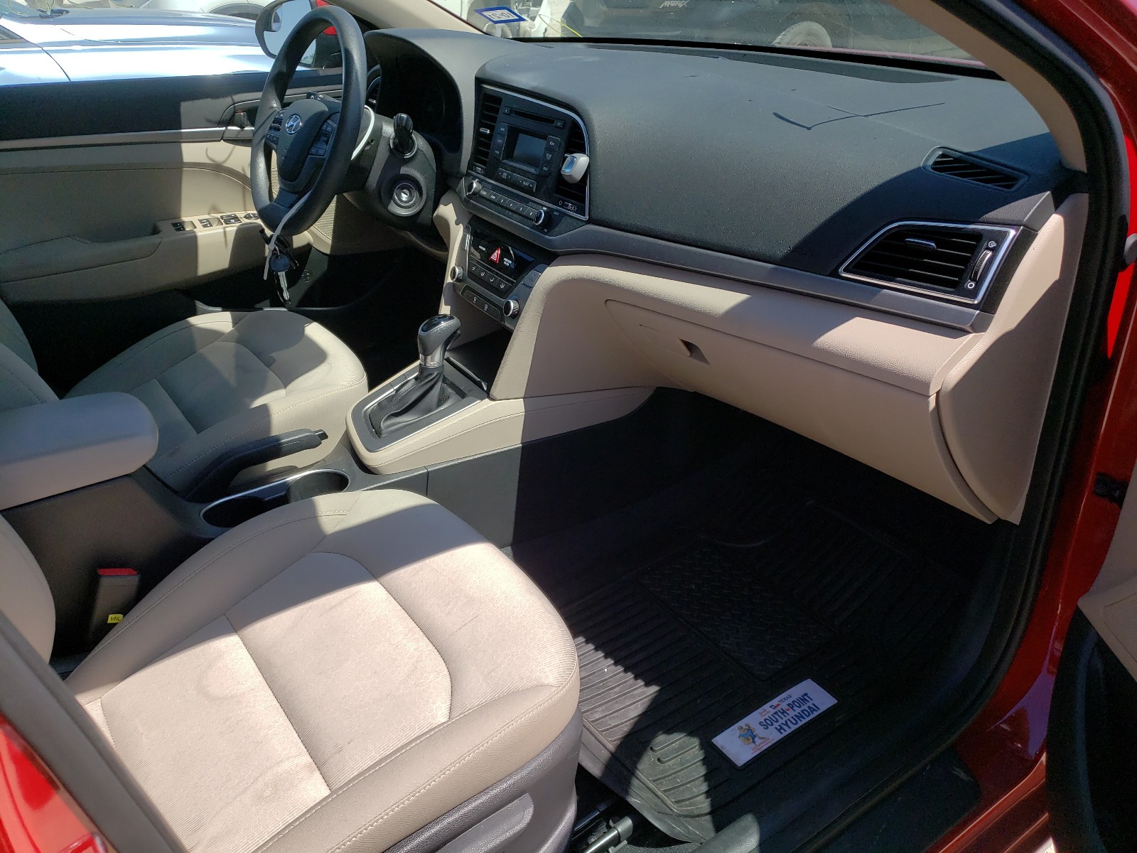 Photo 5 from auction – 2018 HYUNDAI ELANTRA SE with VIN KMHD74LFXJU477254