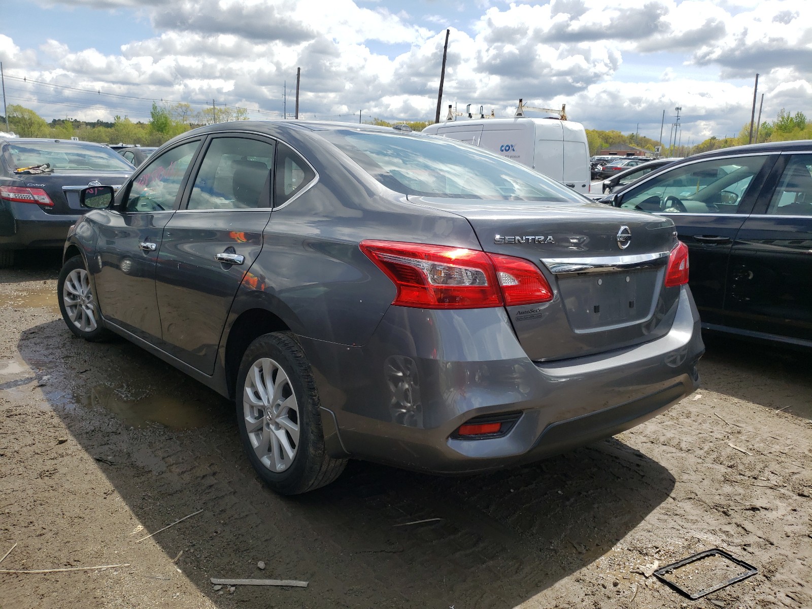 Photo 3 from auction – 2018 NISSAN SENTRA S with VIN 3N1AB7AP2JY211360