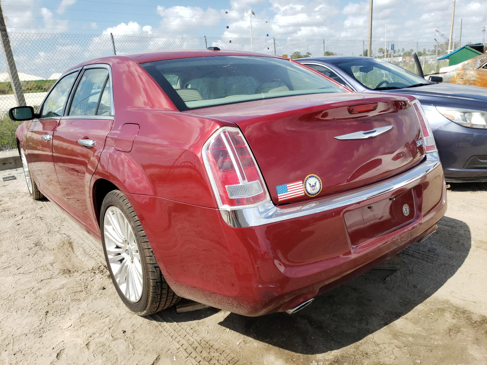Photo 3 from auction – 2012 CHRYSLER 300C with VIN 2C3CCAET2CH274592