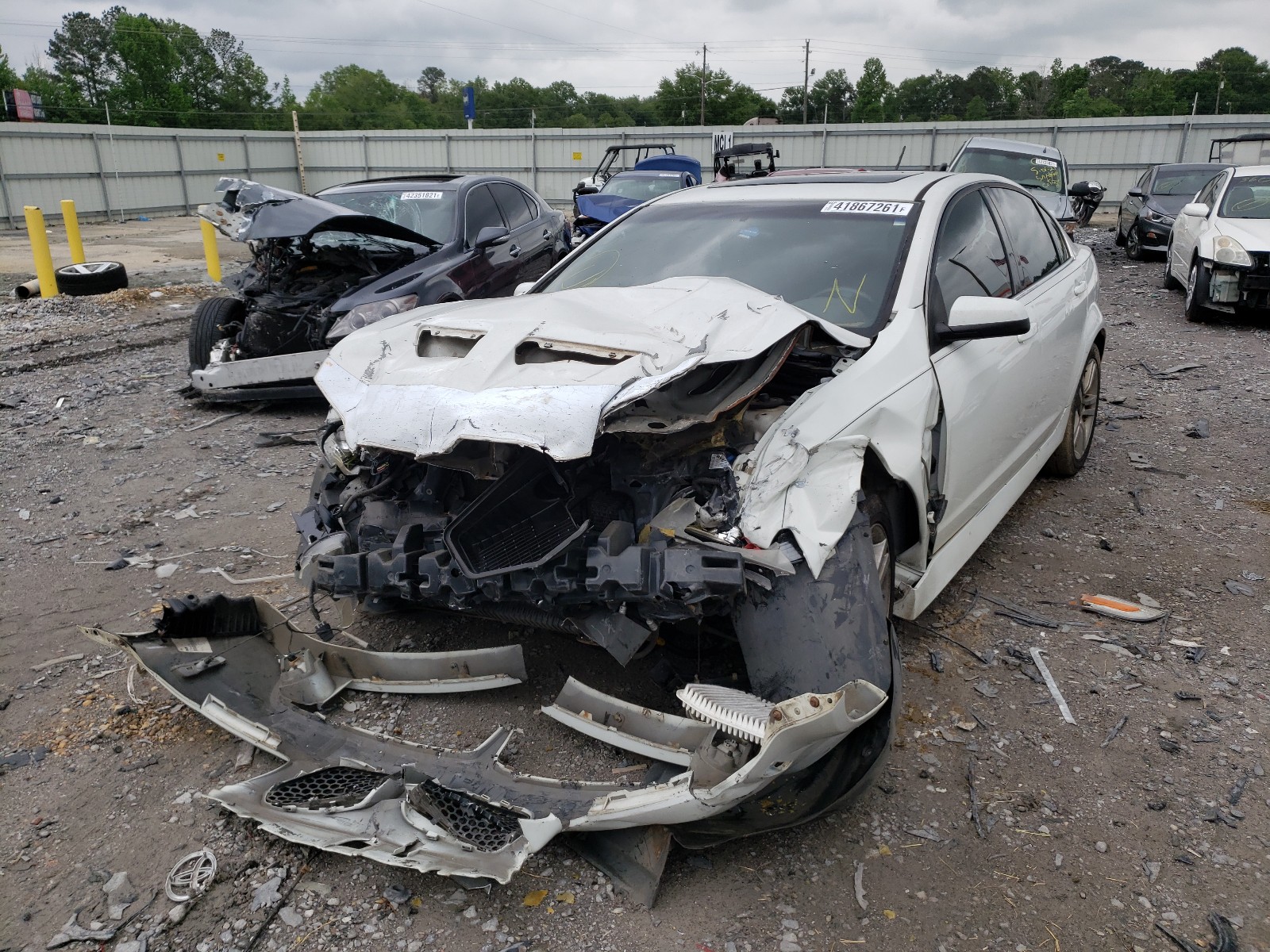Photo 2 from auction – 2009 PONTIAC G8 with VIN 6G2ER57769L162505