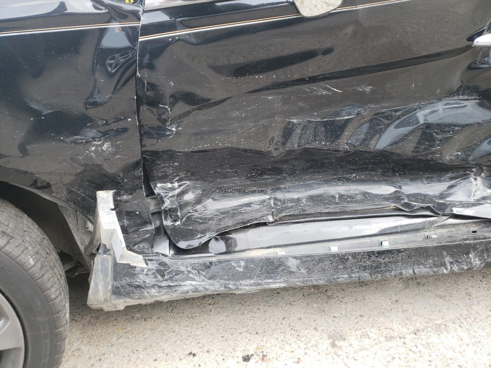 Photo 10 from auction – 2012 HYUNDAI SONATA SE with VIN 5NPEC4AB4CH374901