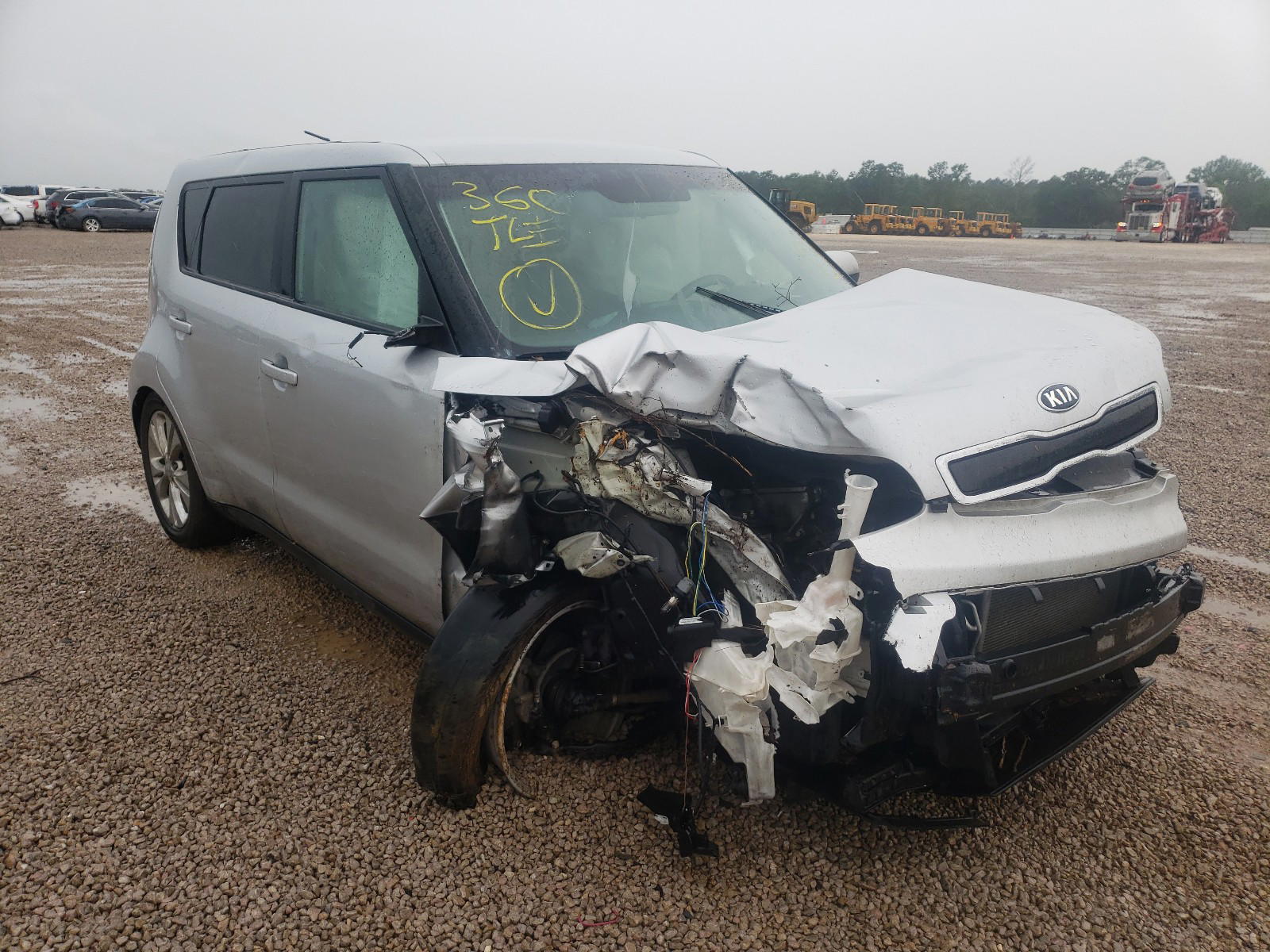 KIA SOUL + 2016 with VIN KNDJP3A51G7864178 - Photo from auction