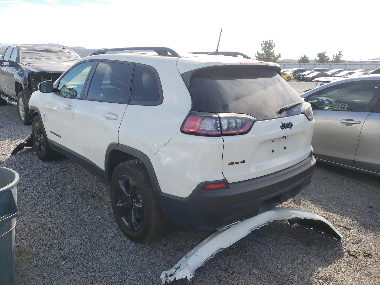 Photo 3 from auction – 2019 JEEP CHEROKEE L with VIN 1C4PJMLX1KD306843