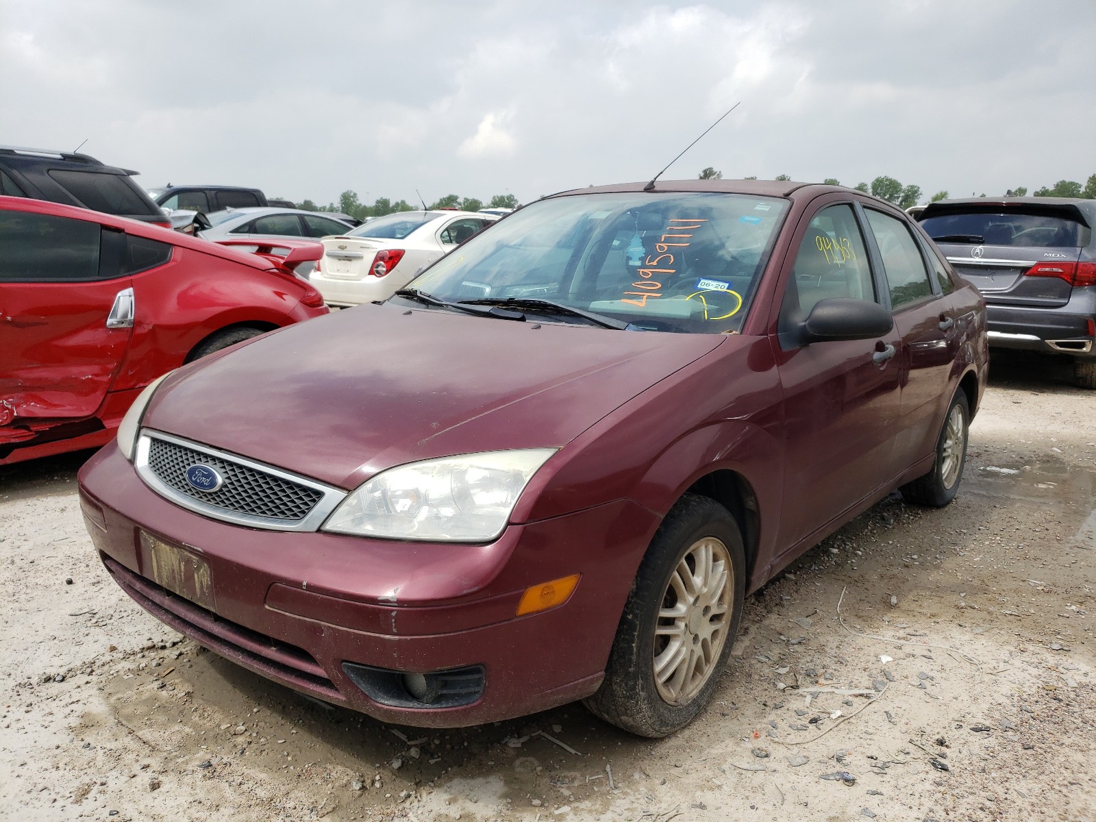 Photo 2 from auction – 2007 FORD FOCUS ZX4 with VIN 1FAFP34NX7W357521