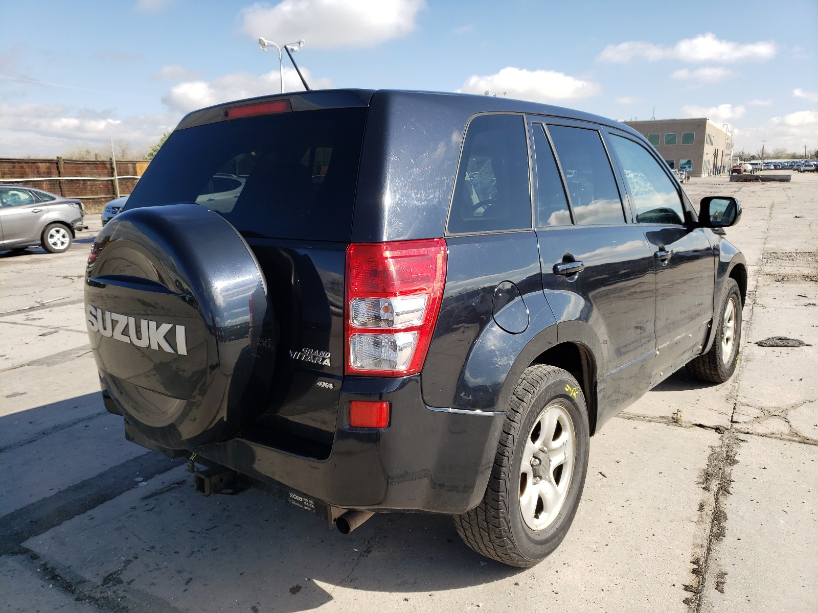 Photo 4 from auction – 2011 SUZUKI GRAND VITA with VIN JS3TD0D24B4101696