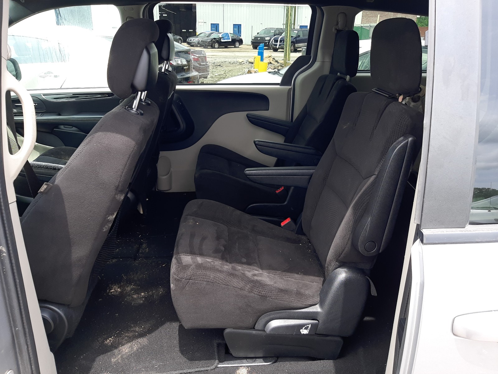 Photo 6 from auction – 2014 DODGE GRAND CARA with VIN 2C4RDGBG6ER462588