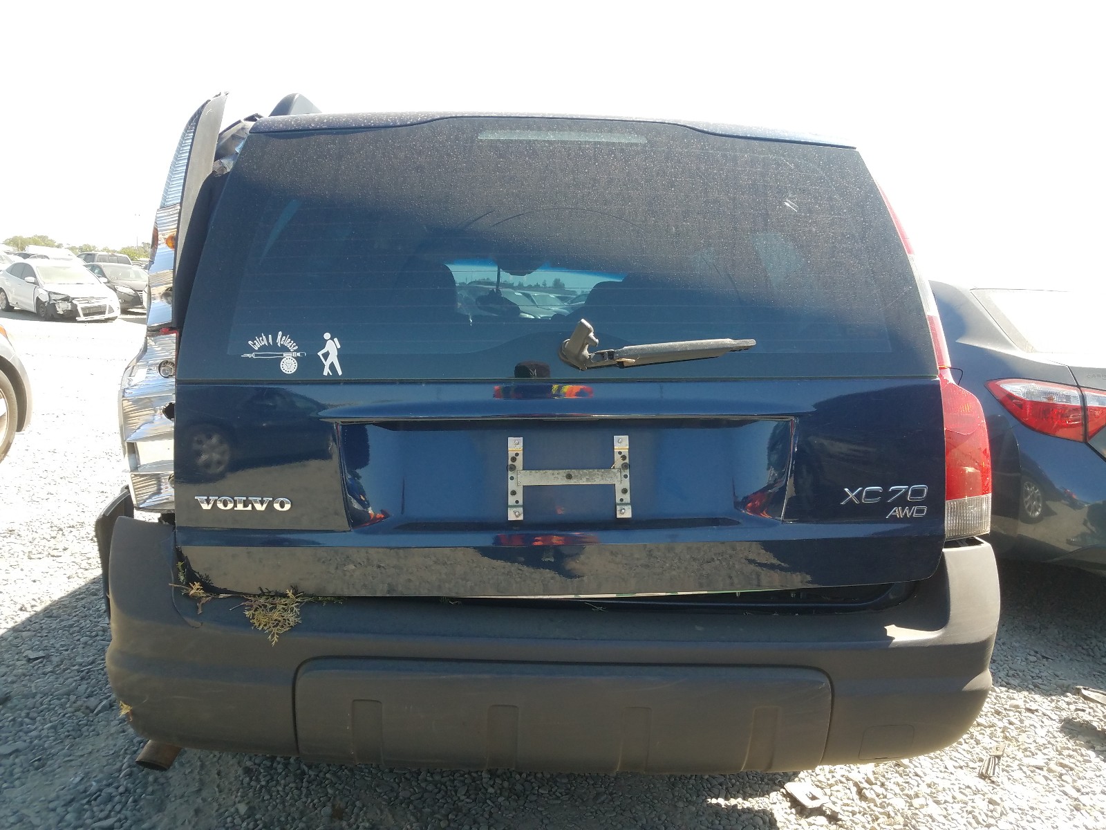 Photo 9 from auction – 2004 VOLVO XC70 with VIN YV1SZ59H341137495