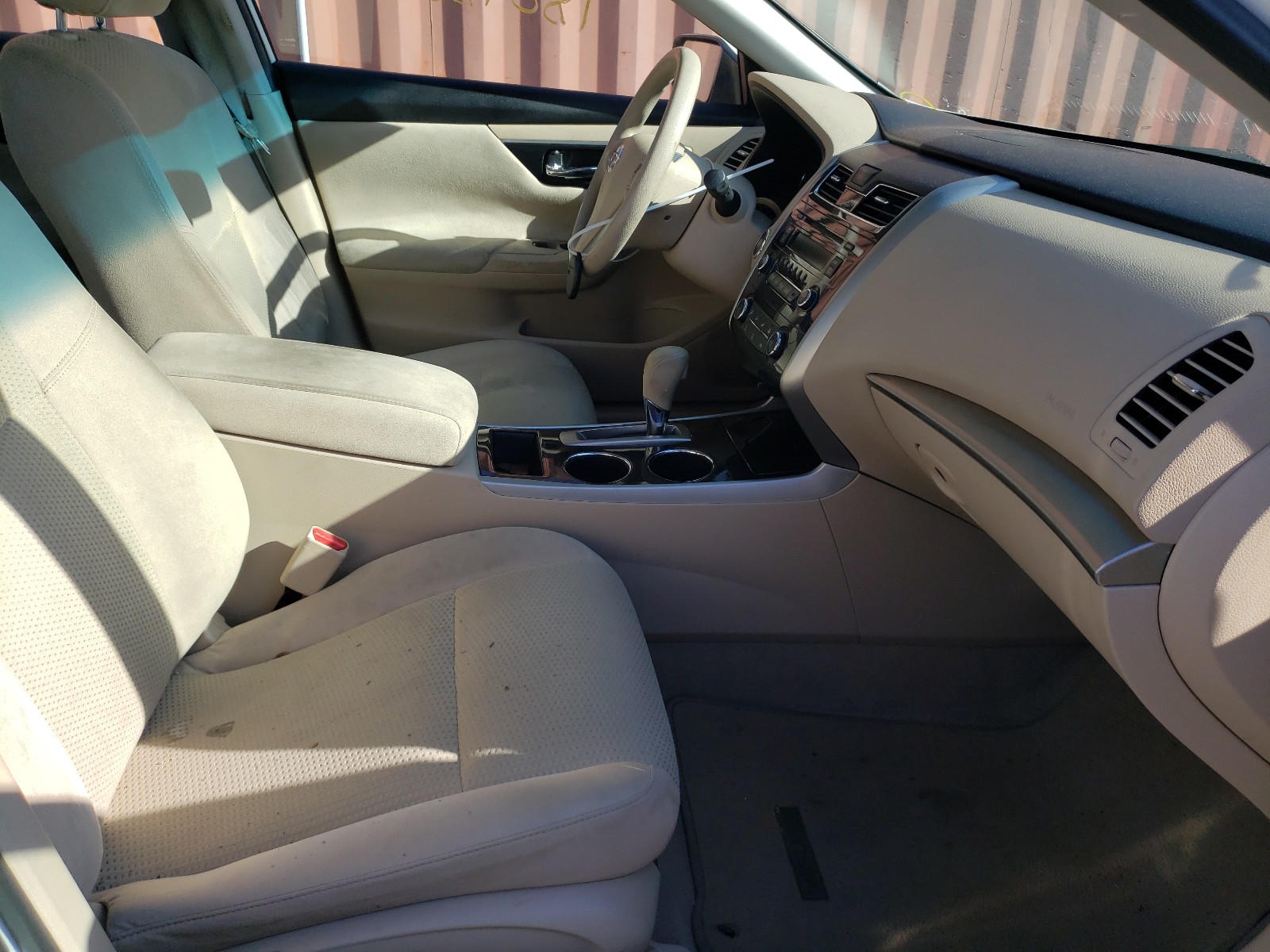 Photo 5 from auction – 2014 NISSAN ALTIMA 2.5 with VIN 1N4AL3APXEN345111