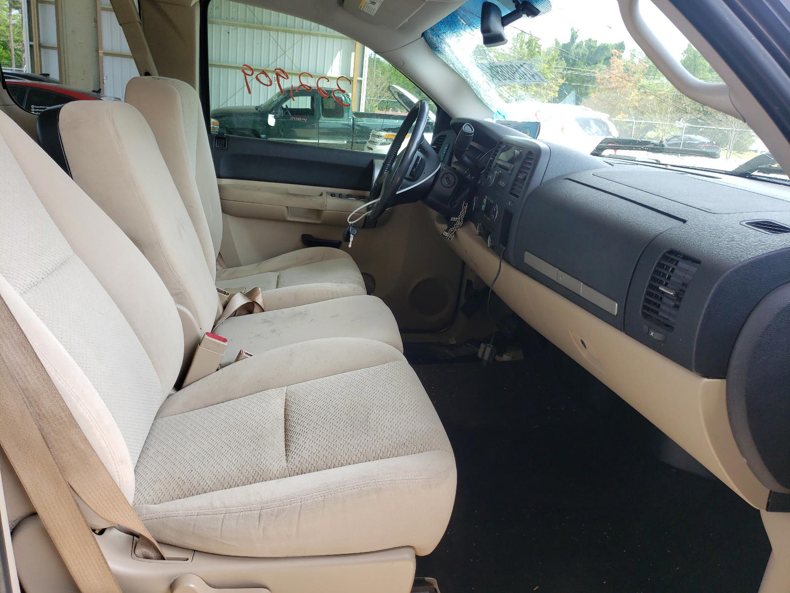 Photo 5 from auction – 2007 CHEVROLET SILVERADO with VIN 2GCEK19C071653199
