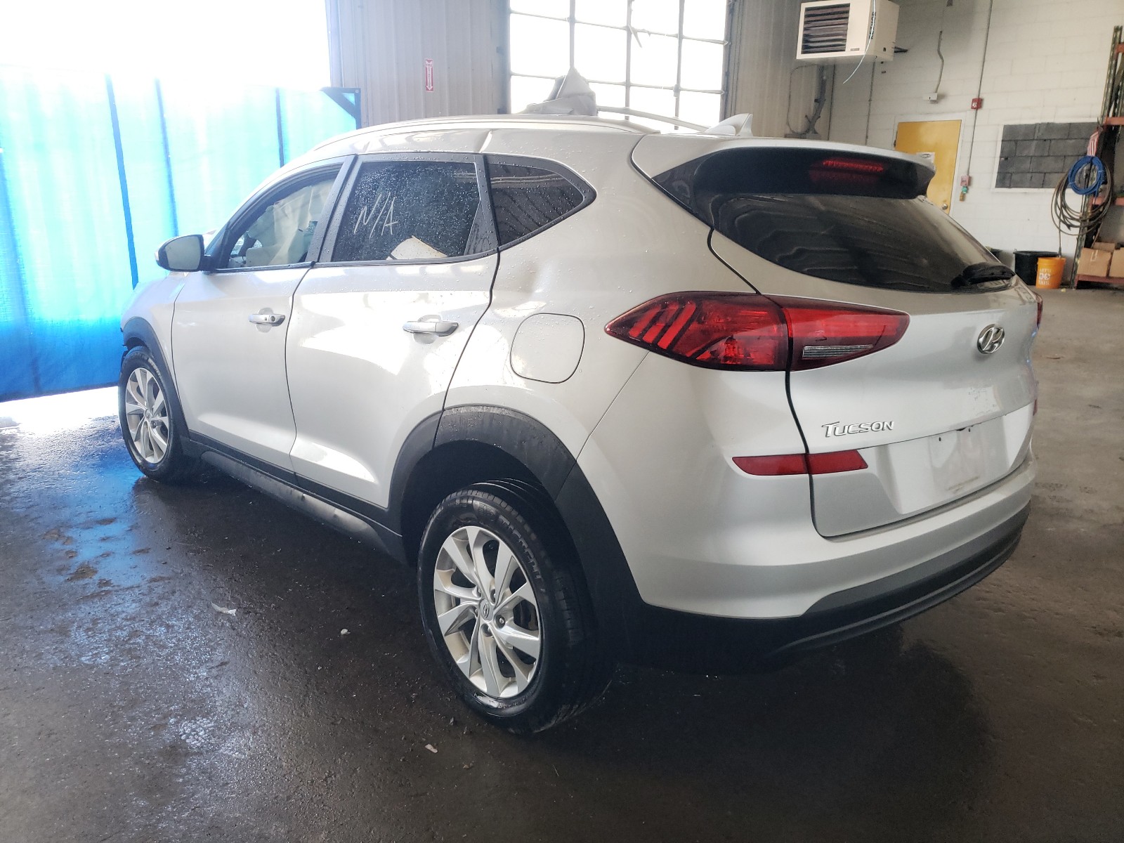 Photo 3 from auction – 2019 HYUNDAI TUCSON LIM with VIN KM8J3CA47KU938535
