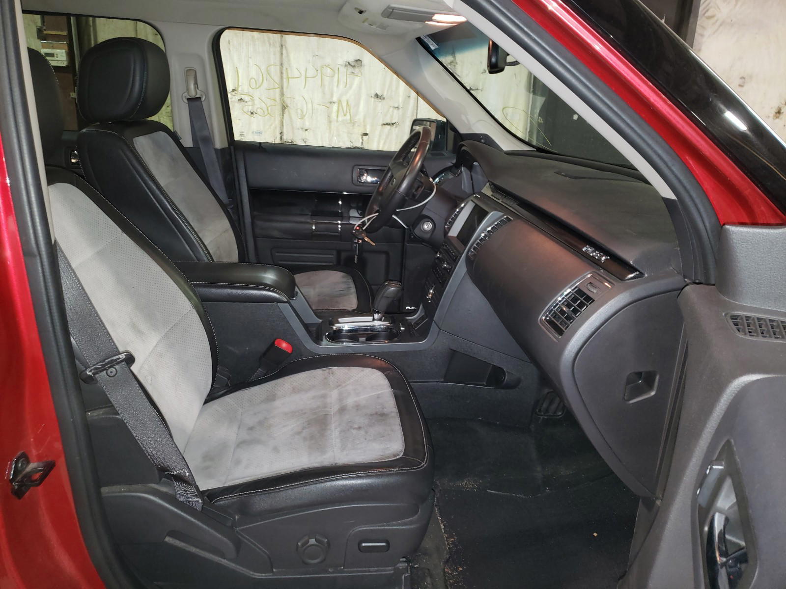 Photo 5 from auction – 2011 FORD FLEX LIMIT with VIN 2FMHK6DT6BBD27780