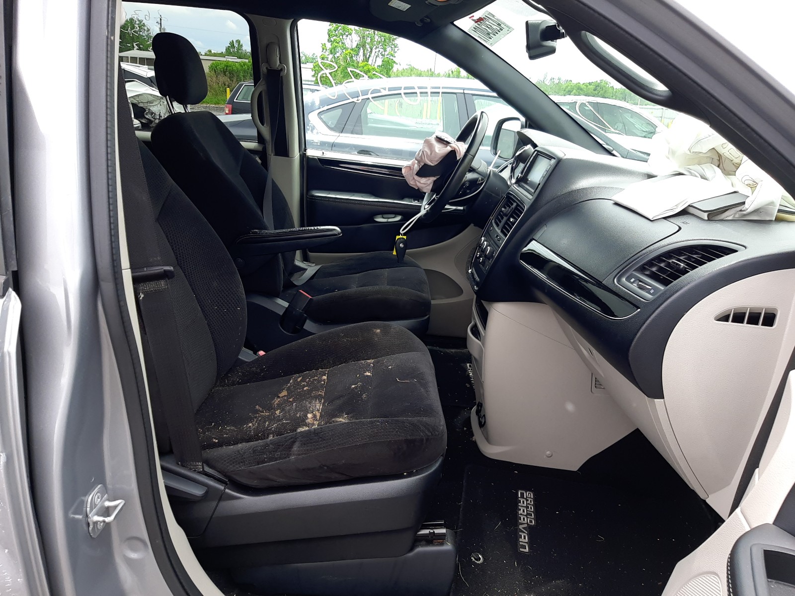 Photo 5 from auction – 2014 DODGE GRAND CARA with VIN 2C4RDGBG6ER462588