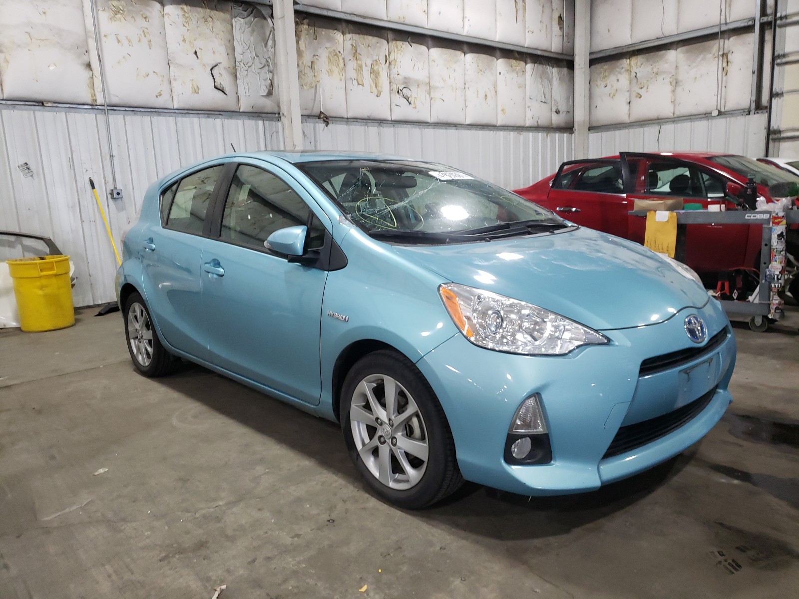 Photo 1 from auction – 2013 TOYOTA PRIUS C with VIN JTDKDTB33D1047920