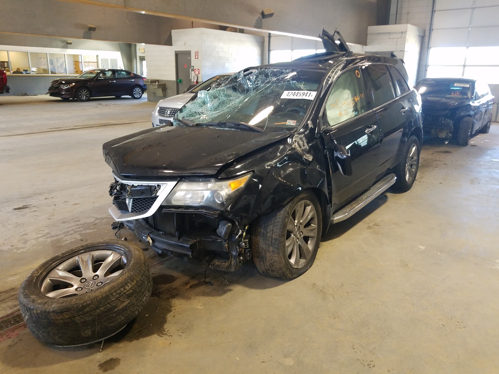 Photo 2 from auction – 2011 ACURA MDX ADVANC with VIN 2HNYD2H73BH532078