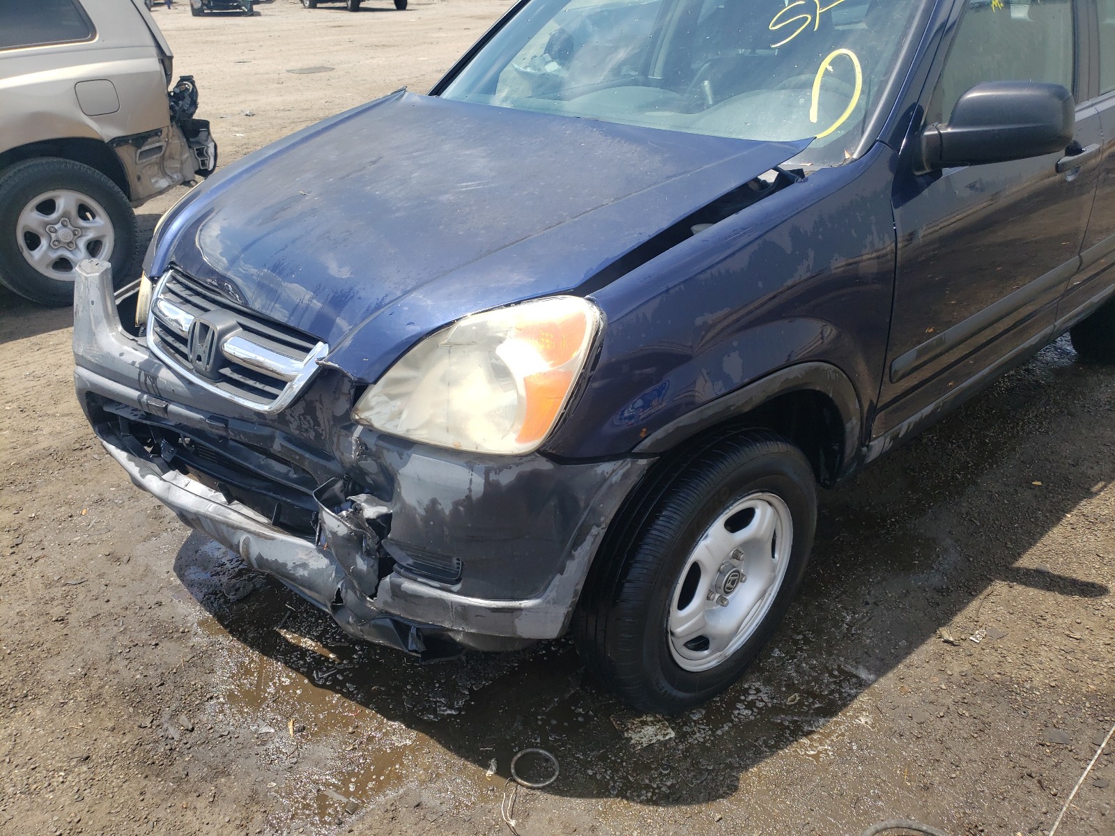 Photo 9 from auction – 2003 HONDA CR-V LX with VIN SHSRD68403U101785