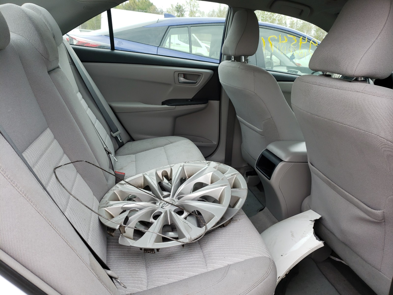 Photo 6 from auction – 2017 TOYOTA CAMRY LE with VIN 4T1BF1FK3HU718938