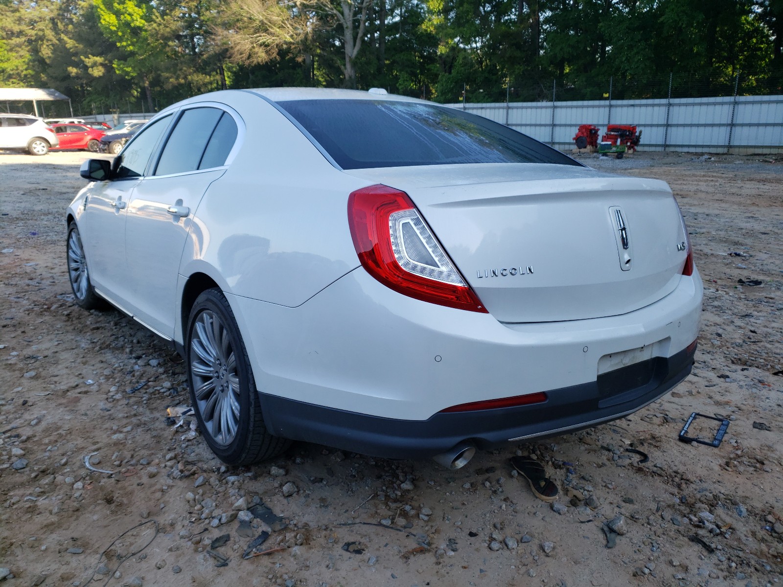Photo 3 from auction – 2013 LINCOLN MKS with VIN 1LNHL9DK2DG609321