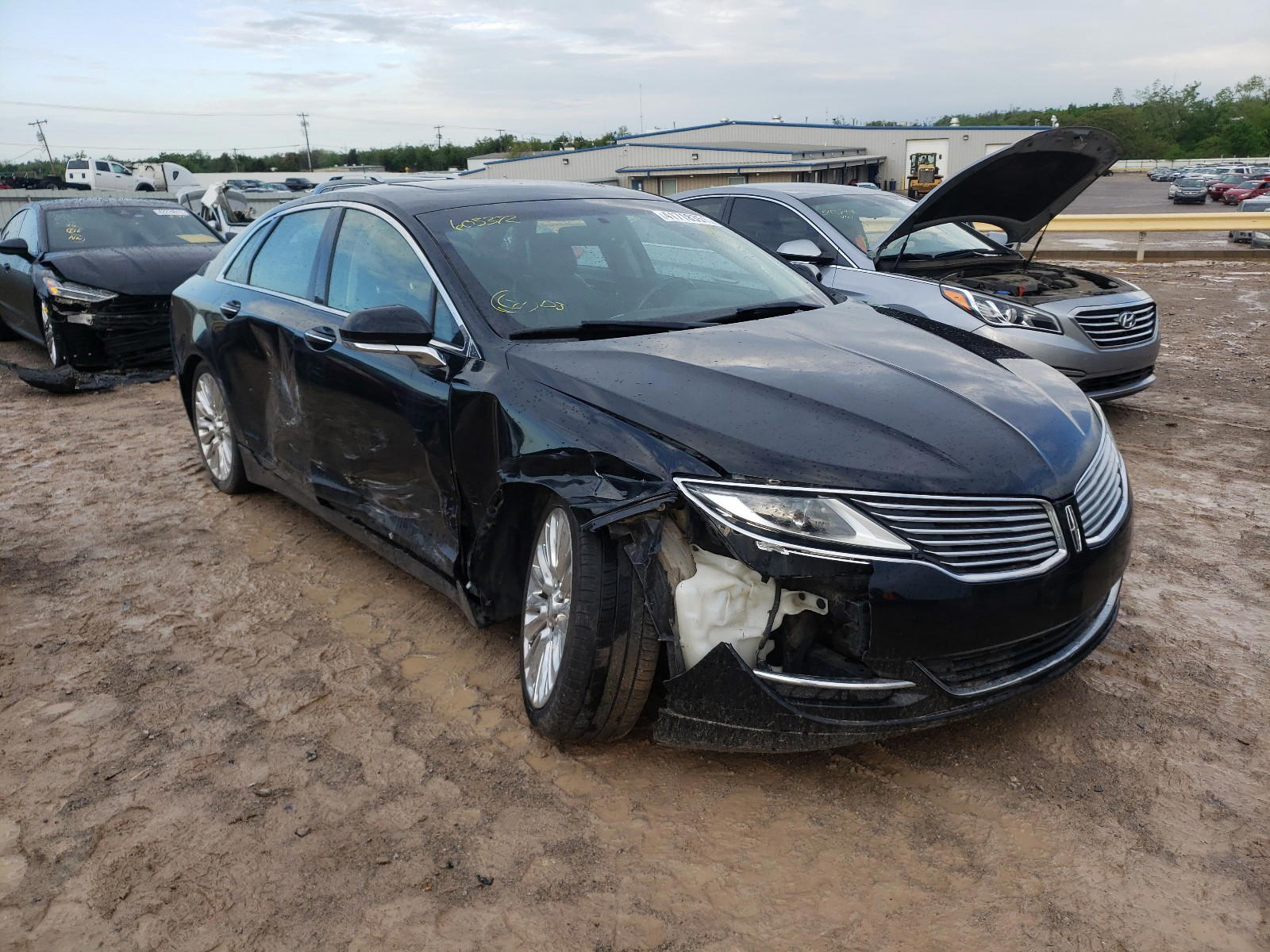 LINCOLN MKZ 2016 with VIN 3LN6L2J94GR603372 - Photo from auction