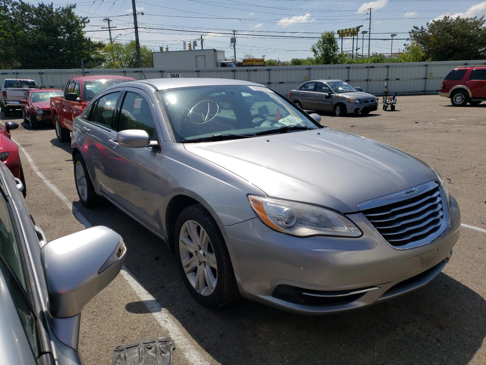 CHRYSLER 200 LX 2013 with VIN 1C3CCBAB0DN762421 - Photo from auction