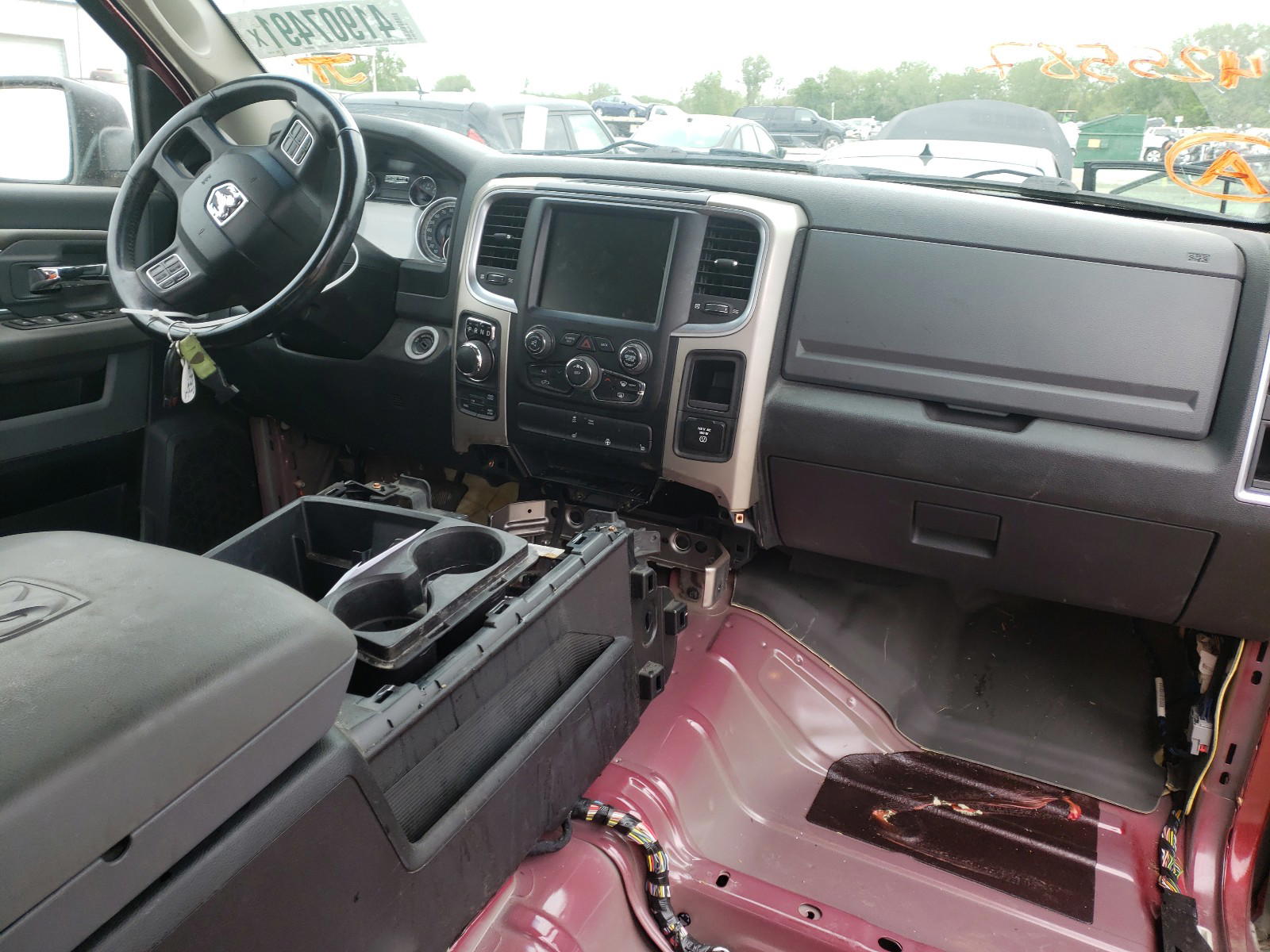 Photo 10 from auction – 2014 RAM 1500 SLT with VIN 1C6RR7GTXES425587