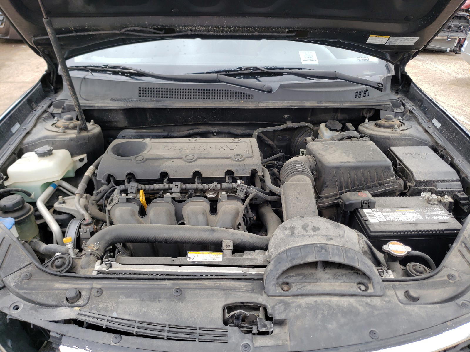 Photo 7 from auction – 2009 KIA OPTIMA SX with VIN KNAGE228895334403