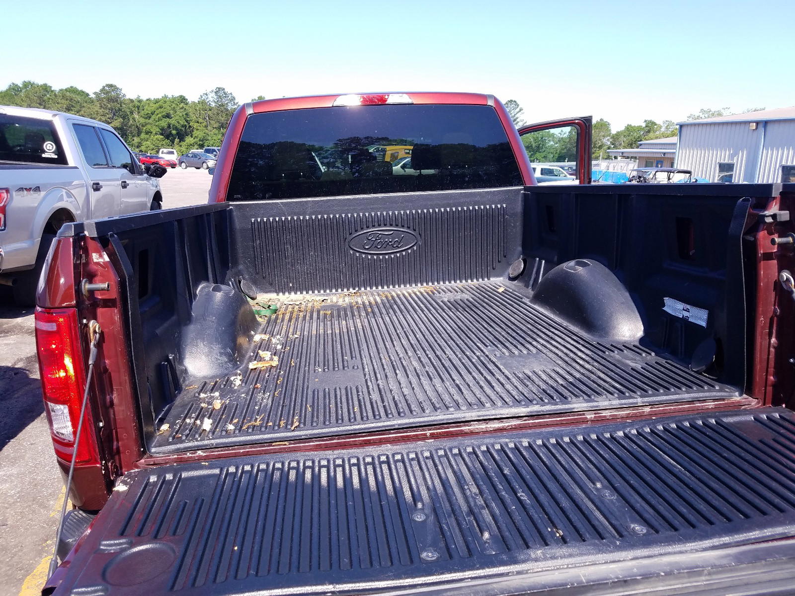 Photo 9 from auction – 2015 FORD F150 SUPER with VIN 1FTFW1EF2FFA92746